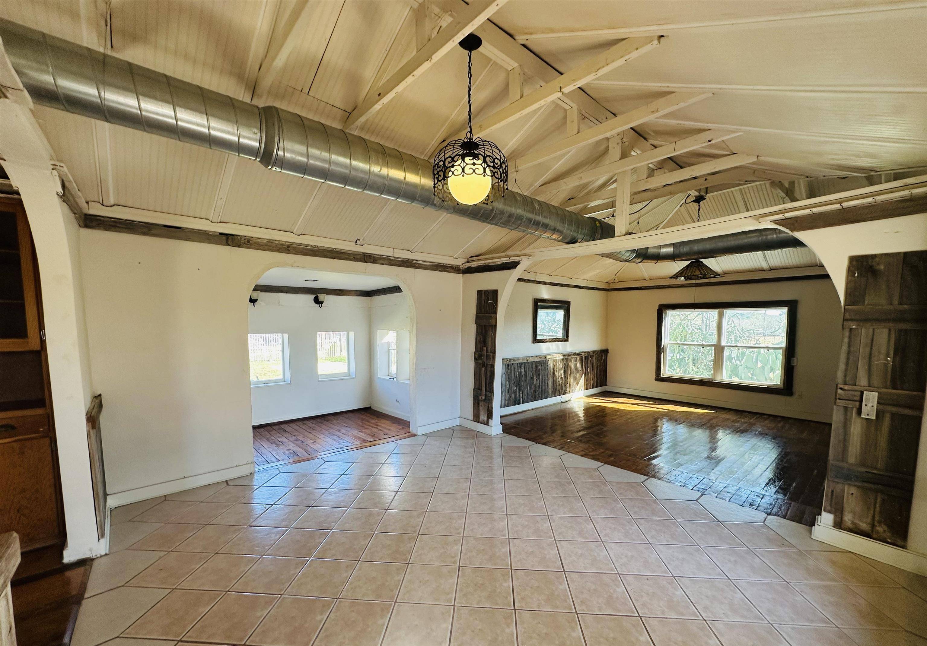 505 S 4Th ST, Lometa, TX 76853