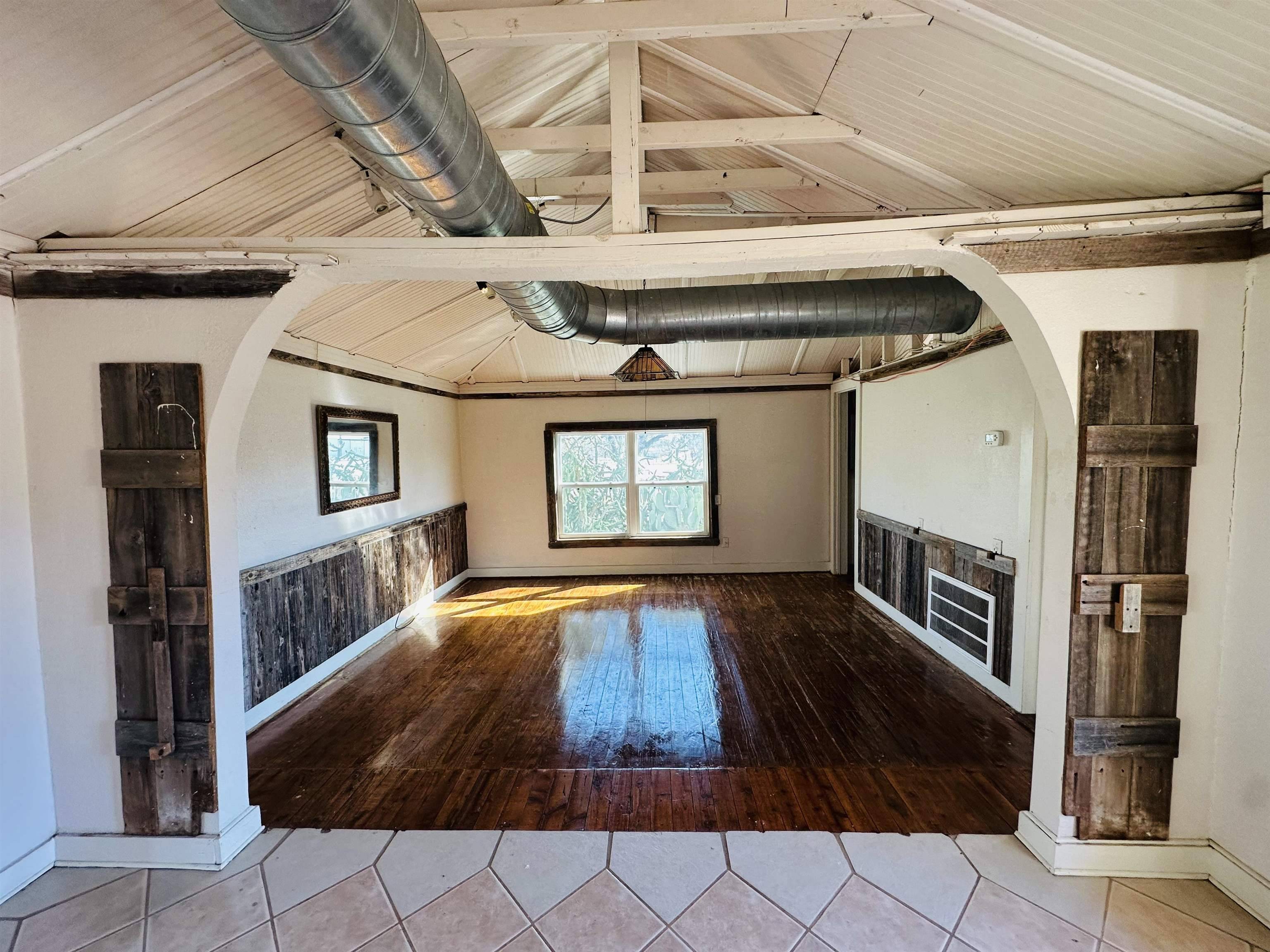 505 S 4Th ST, Lometa, TX 76853