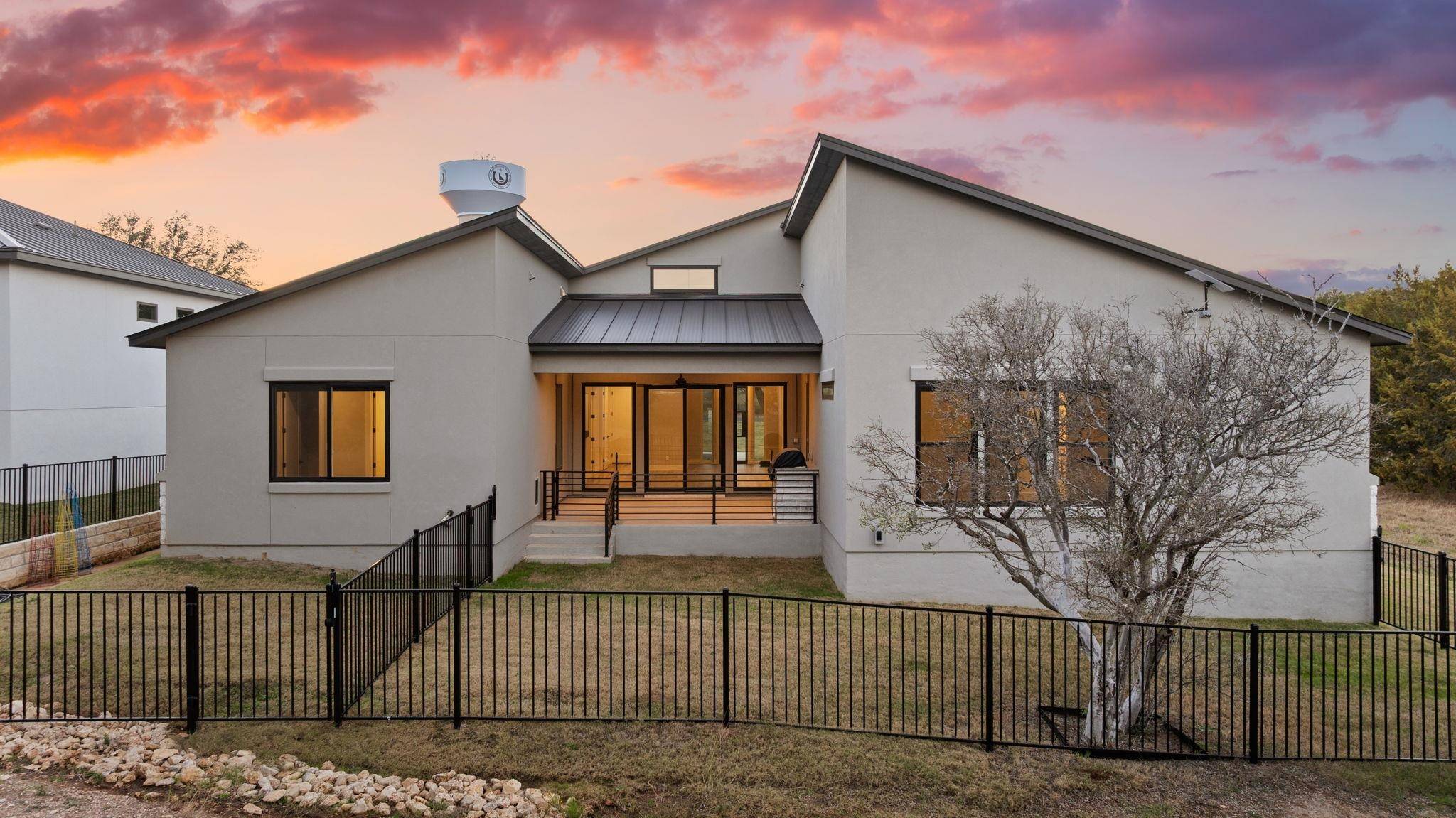 612 Broken Hills, Horseshoe Bay, TX 78657