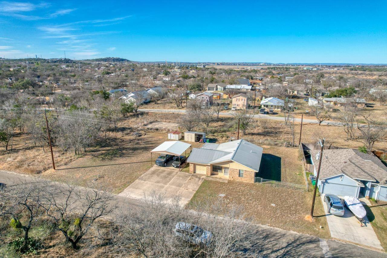 840 Driftwood LN, Cottonwood Shores, TX 78657