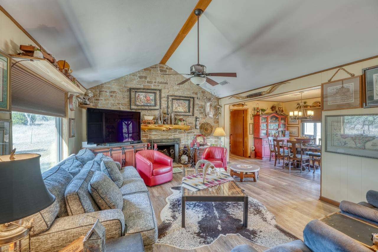 12759 S Highway 16, Llano, TX 78643