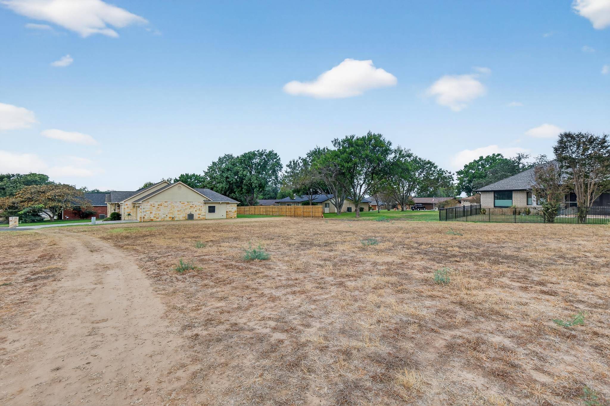 Lot 150-20A Muirfield, Meadowlakes, TX 78654
