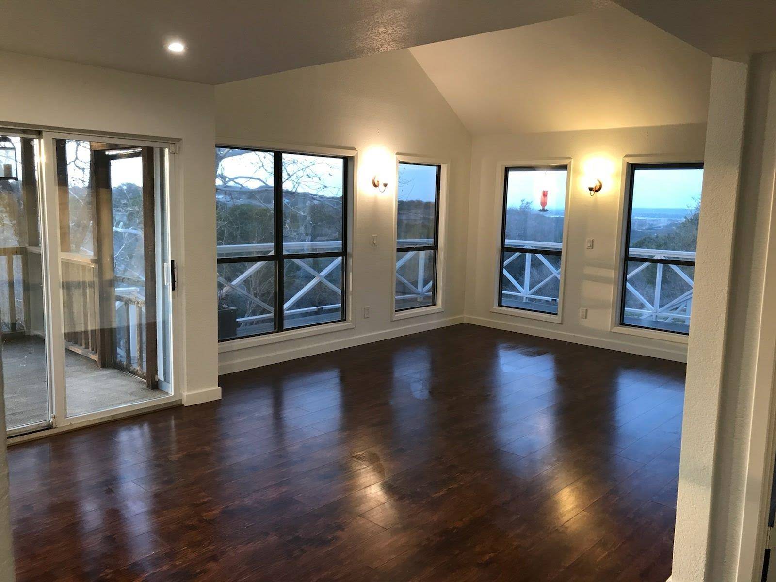 110 Prairie, Horseshoe Bay, TX 78657-6149
