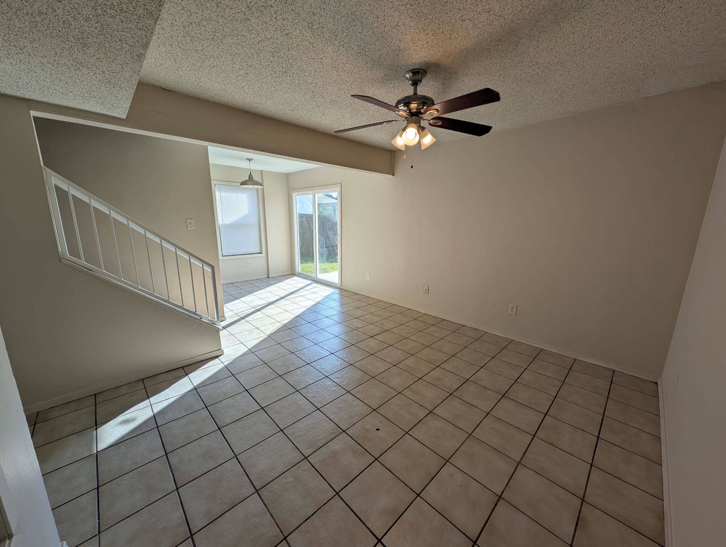 307,309,311,313 S Avenue S, Marble Falls, TX 78654