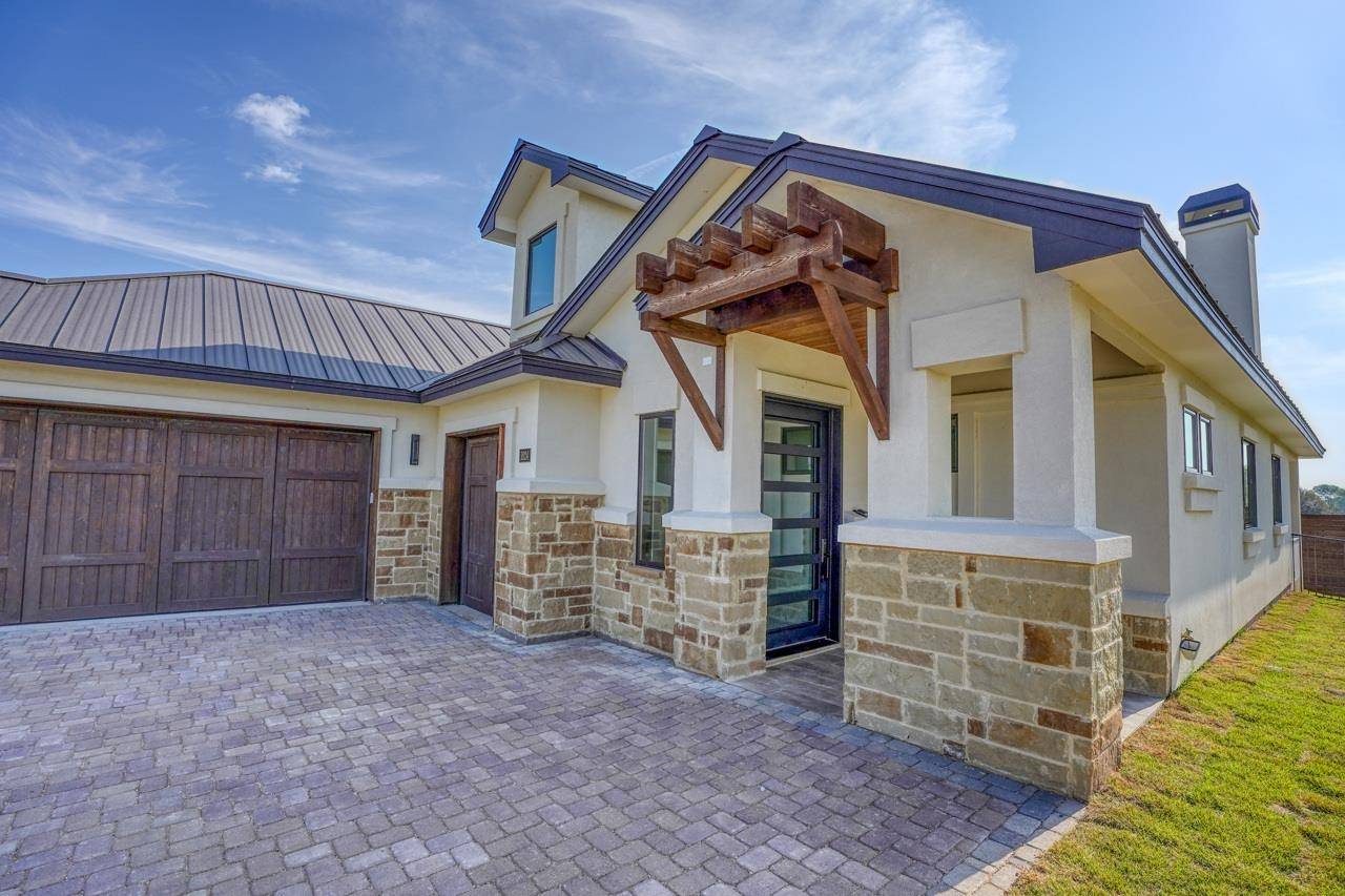 1824 Art Adams Way, Spicewood, TX 78669