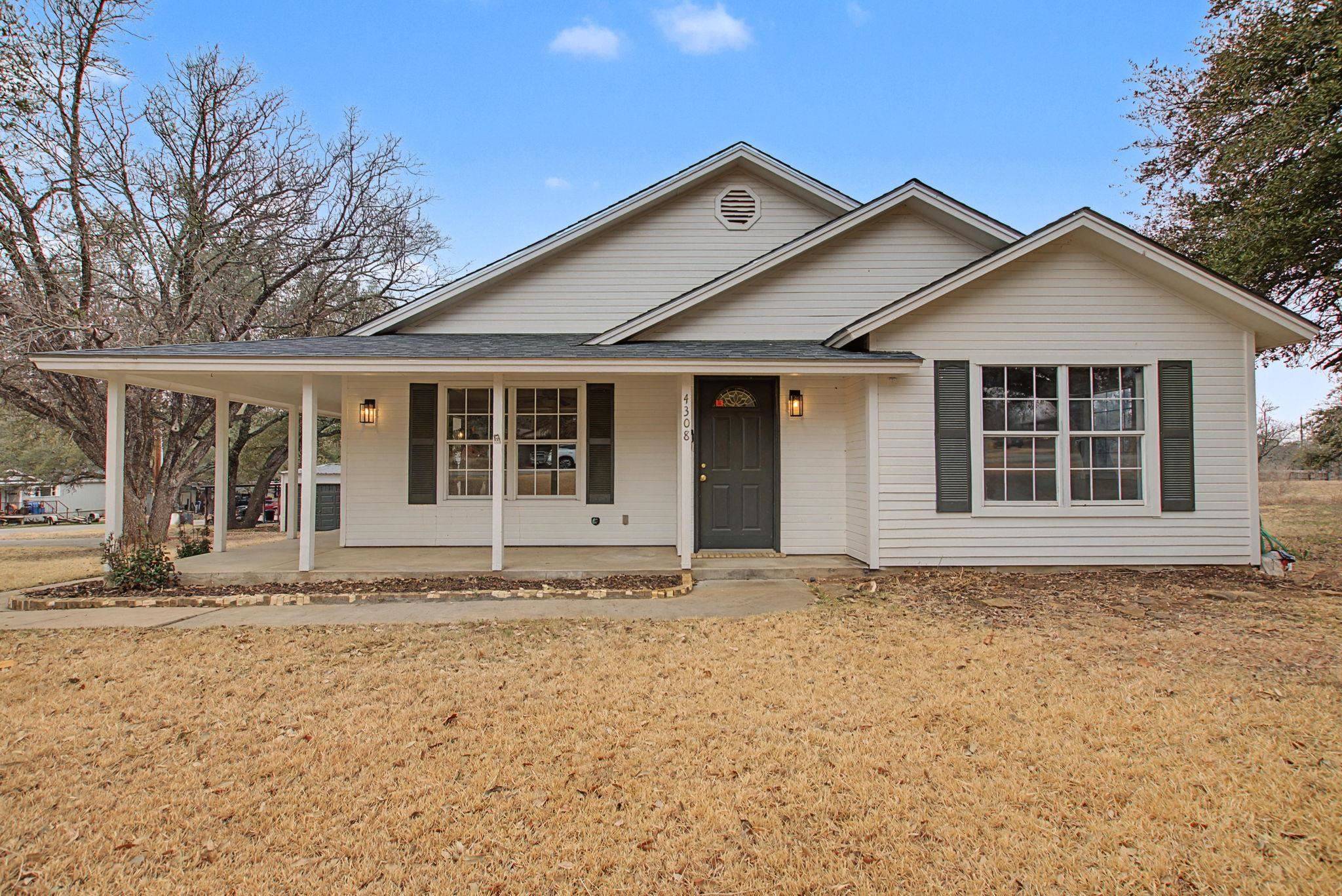 4308 Mountain VW, Kingsland, TX 78639
