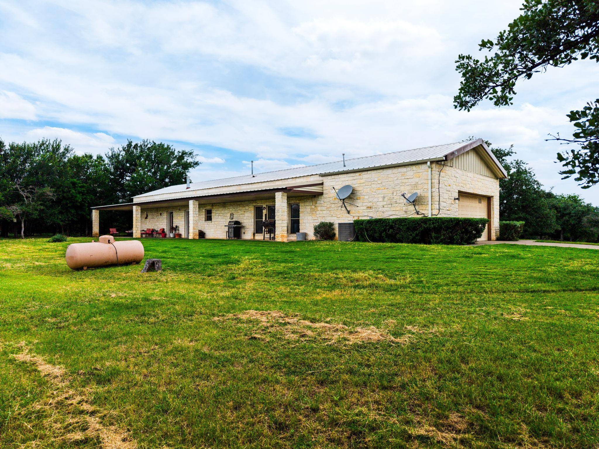 8089 E FM 580, Kempner, TX 76539
