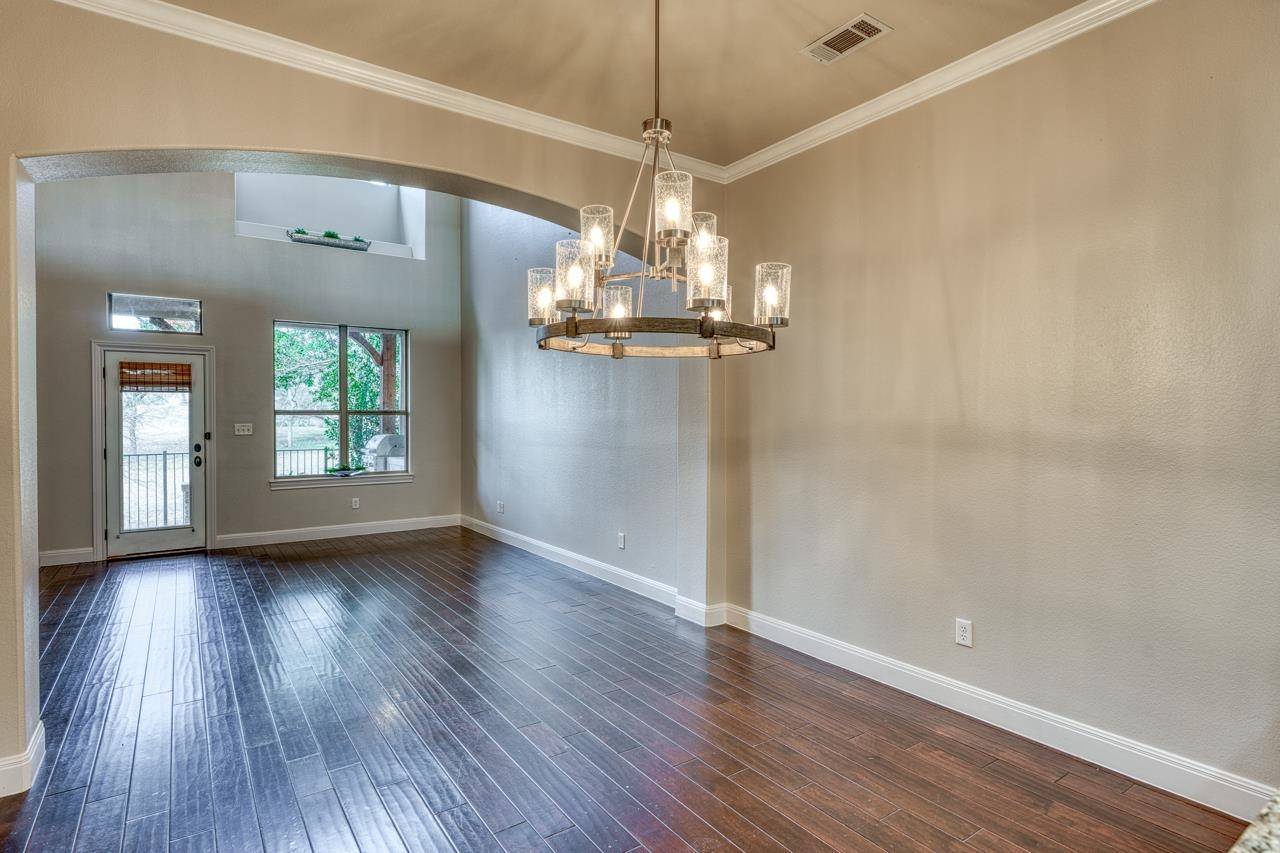 104 Enclave Circle, Horseshoe Bay, TX 78657