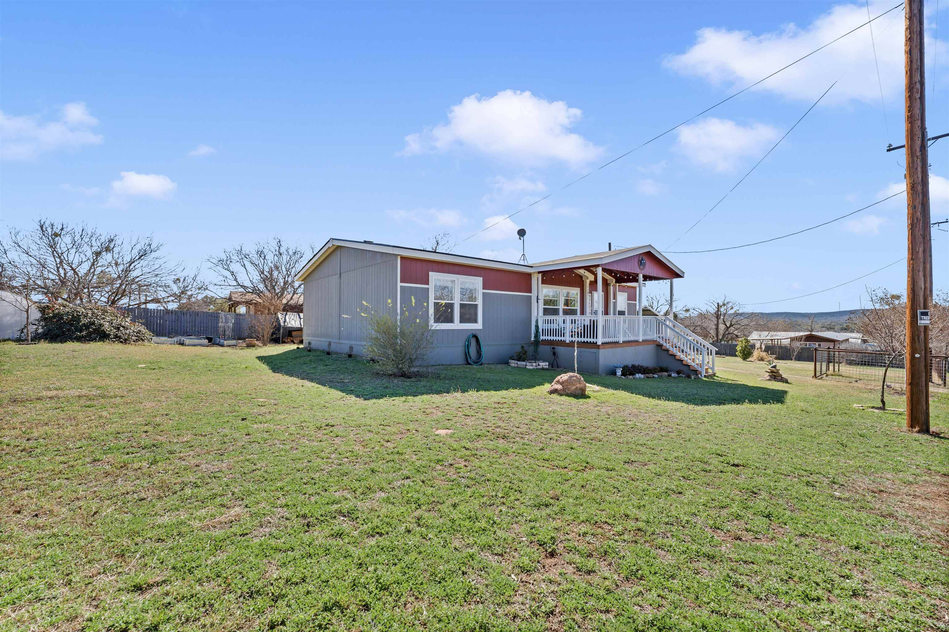 1107 Seneca DR, Burnet, TX 78611