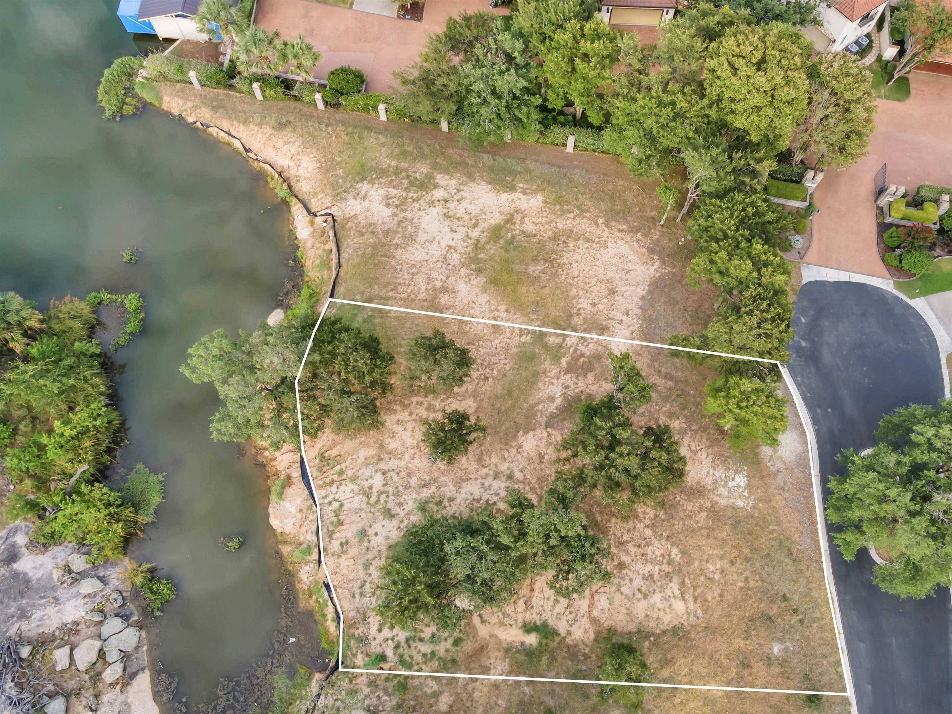 108 Moon Isle, Horseshoe Bay, TX 78657-0000