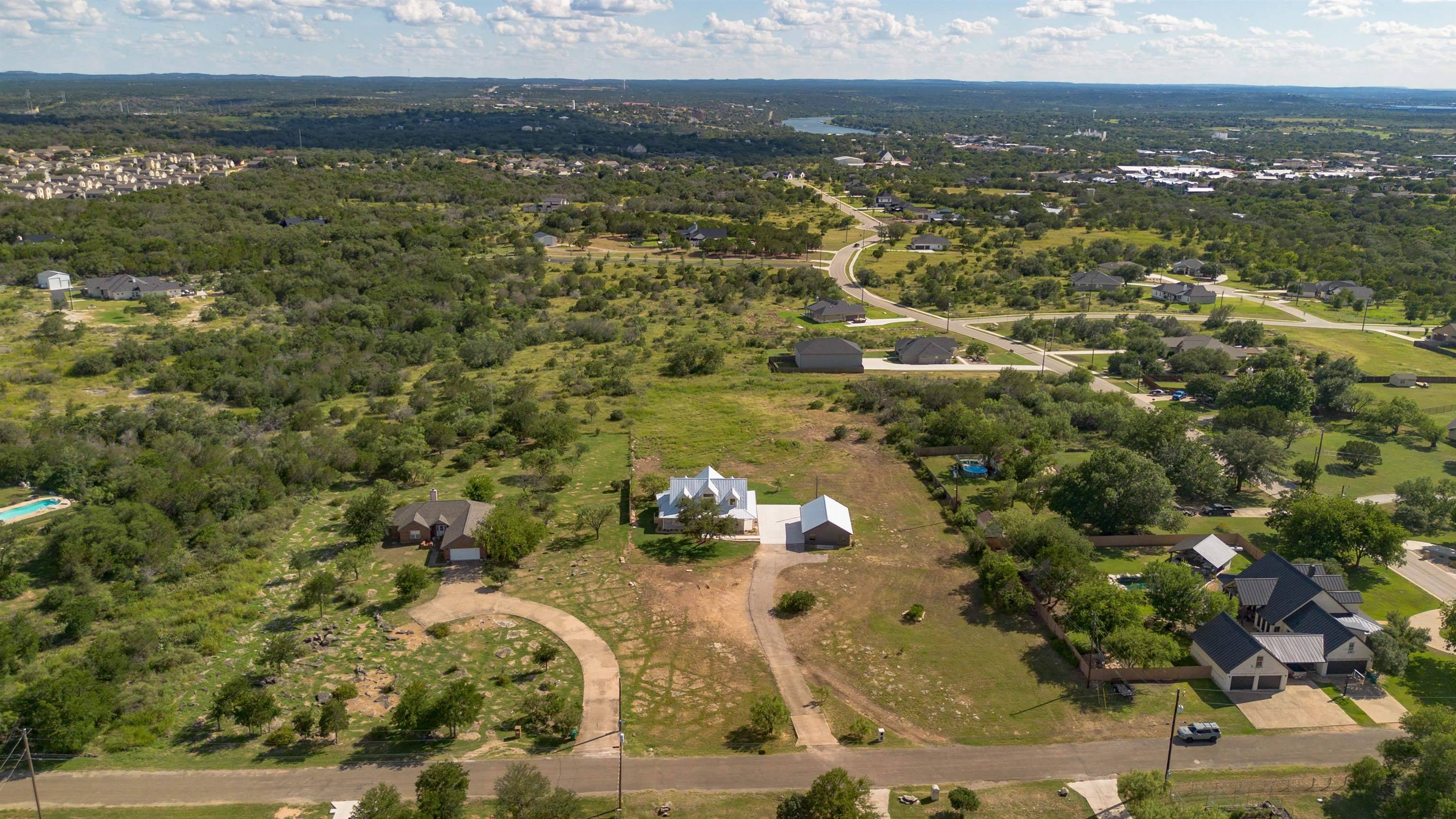 202 Stadium View, Marble Falls, TX 78654