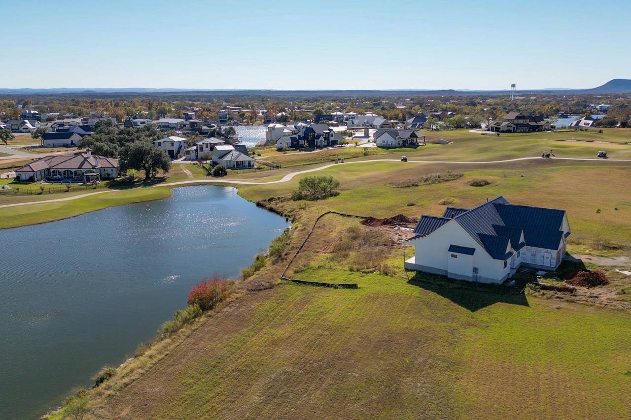 220 Sandia LOOP, Kingsland, TX 78639