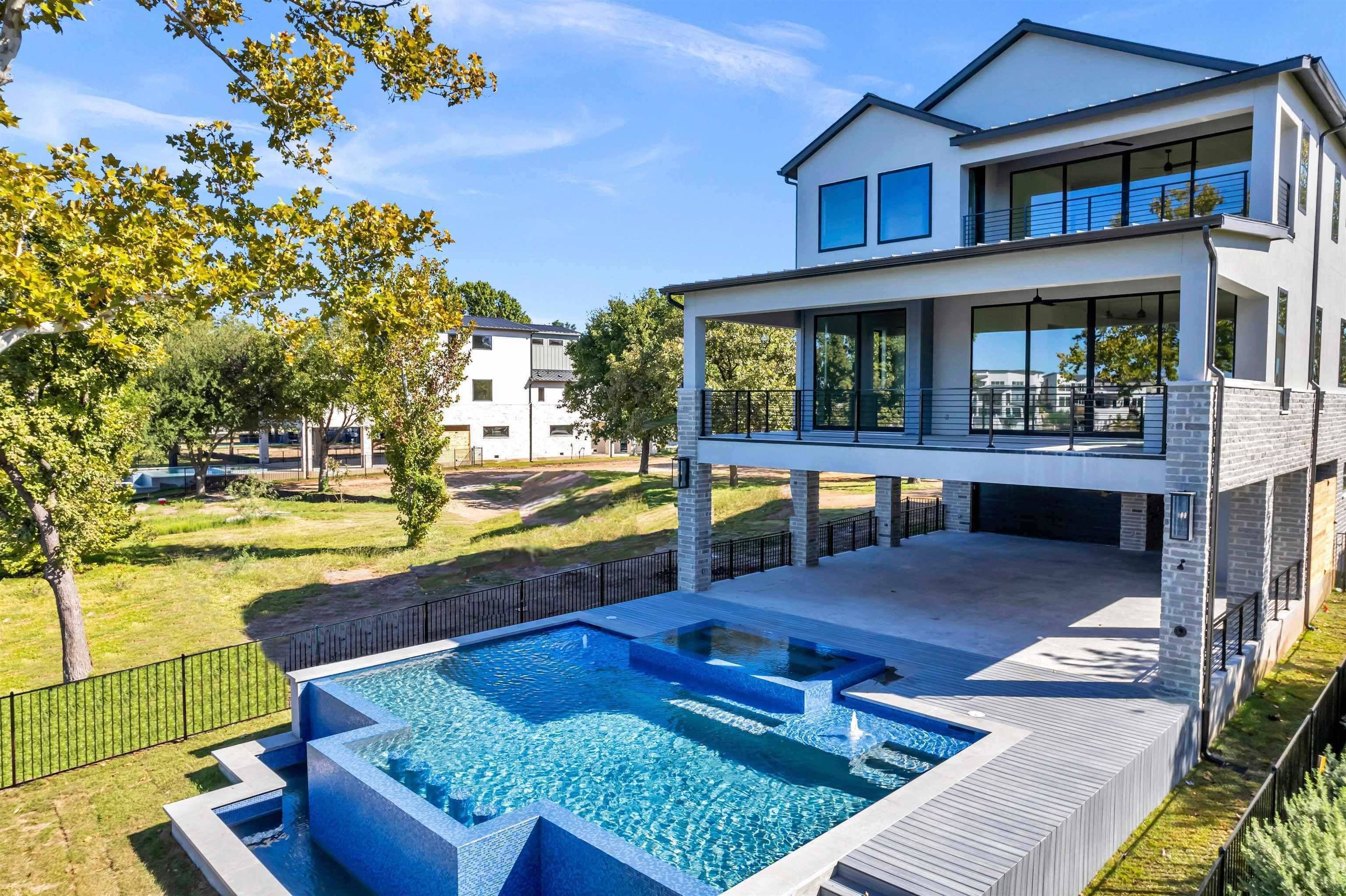 509 Lake Street, Kingsland, TX 78639