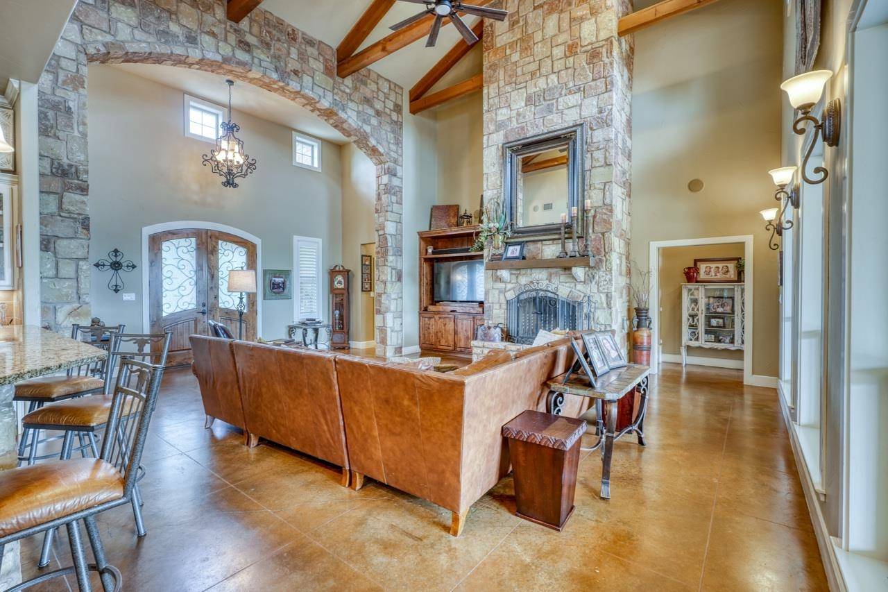 791 Ranch Road 2323, Llano, TX 78643