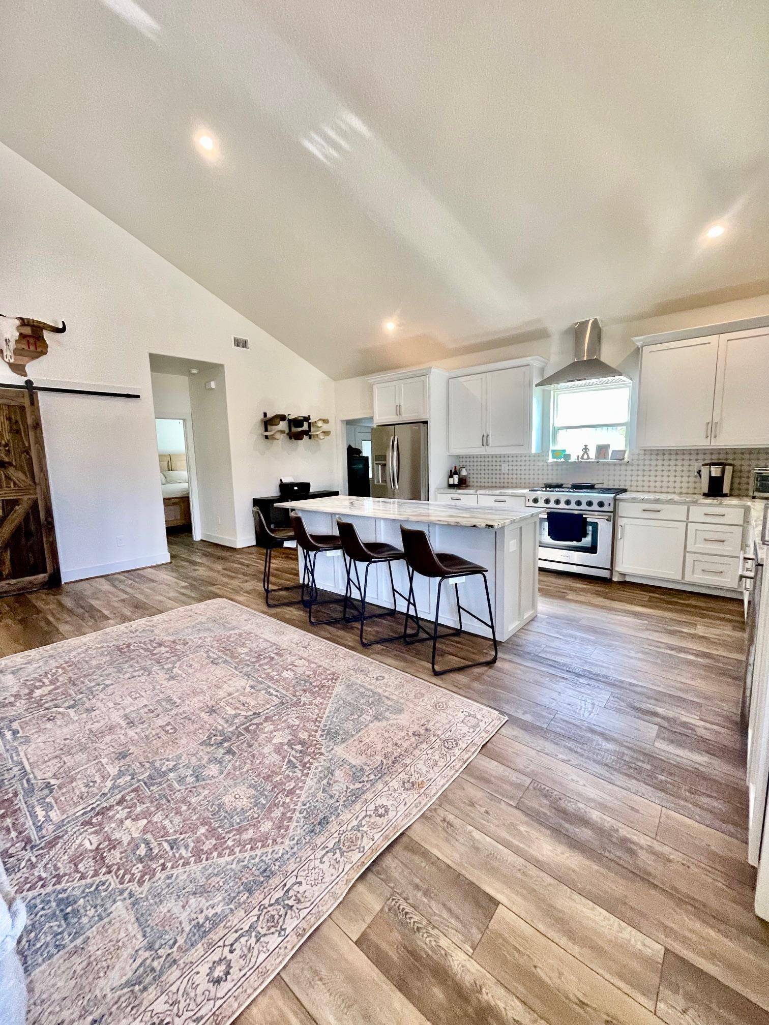 603 E Ellis ST, Llano, TX 78643
