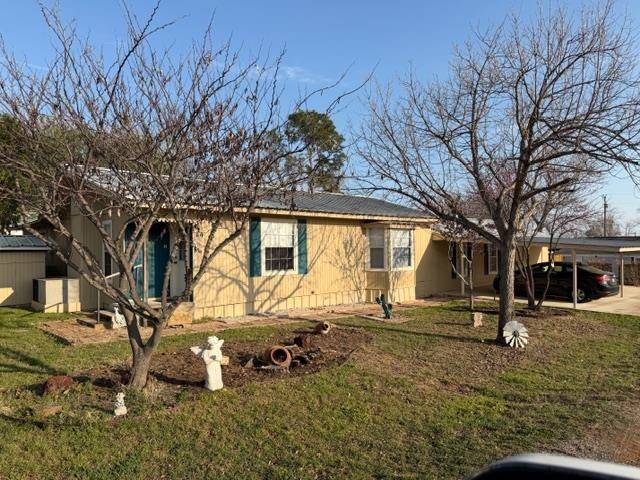 200 WILLOW & RED BUD ST., Tow, TX 78672