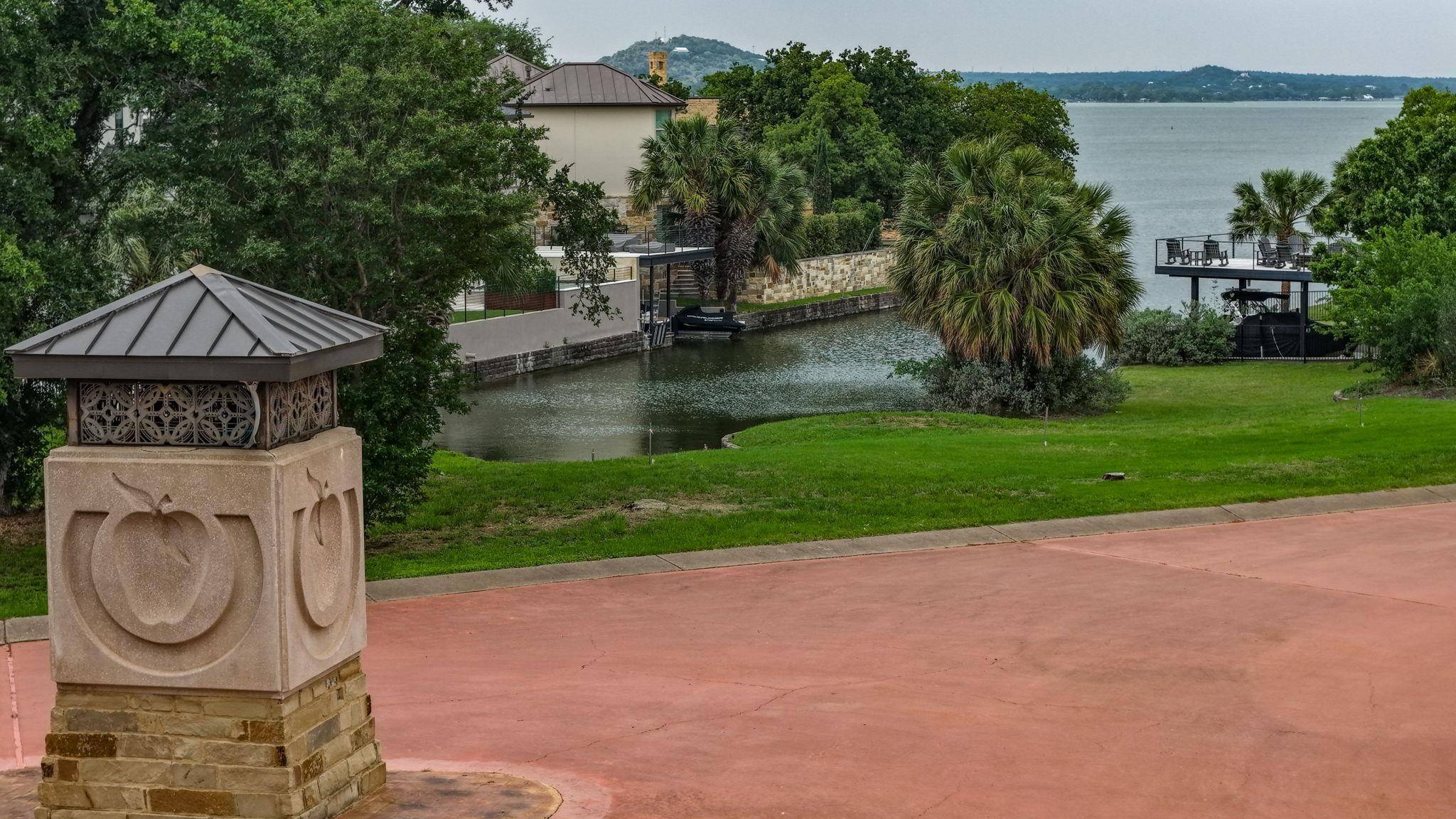 67 Applehead Island Drive, Horseshoe Bay, TX 78657