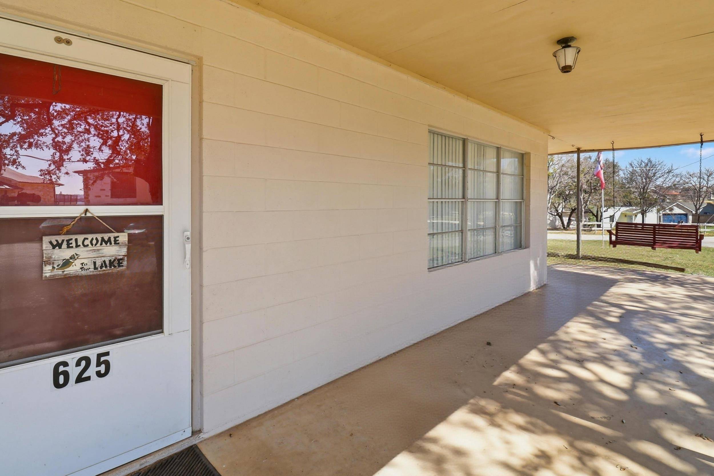 625 Deep Cove DR, Granite Shoals, TX 78654