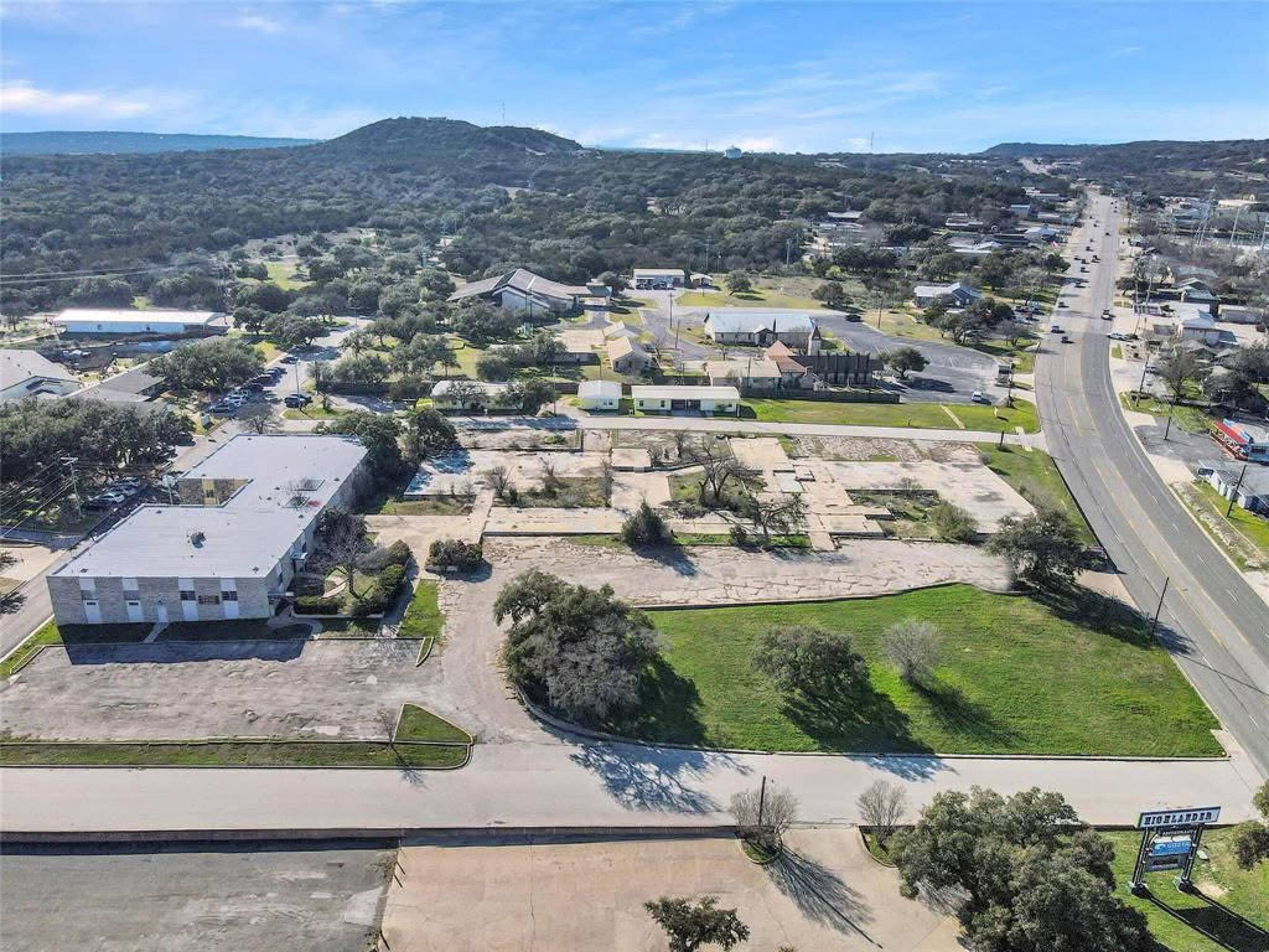 102 Hamilton Creek DR, Burnet, TX 78611