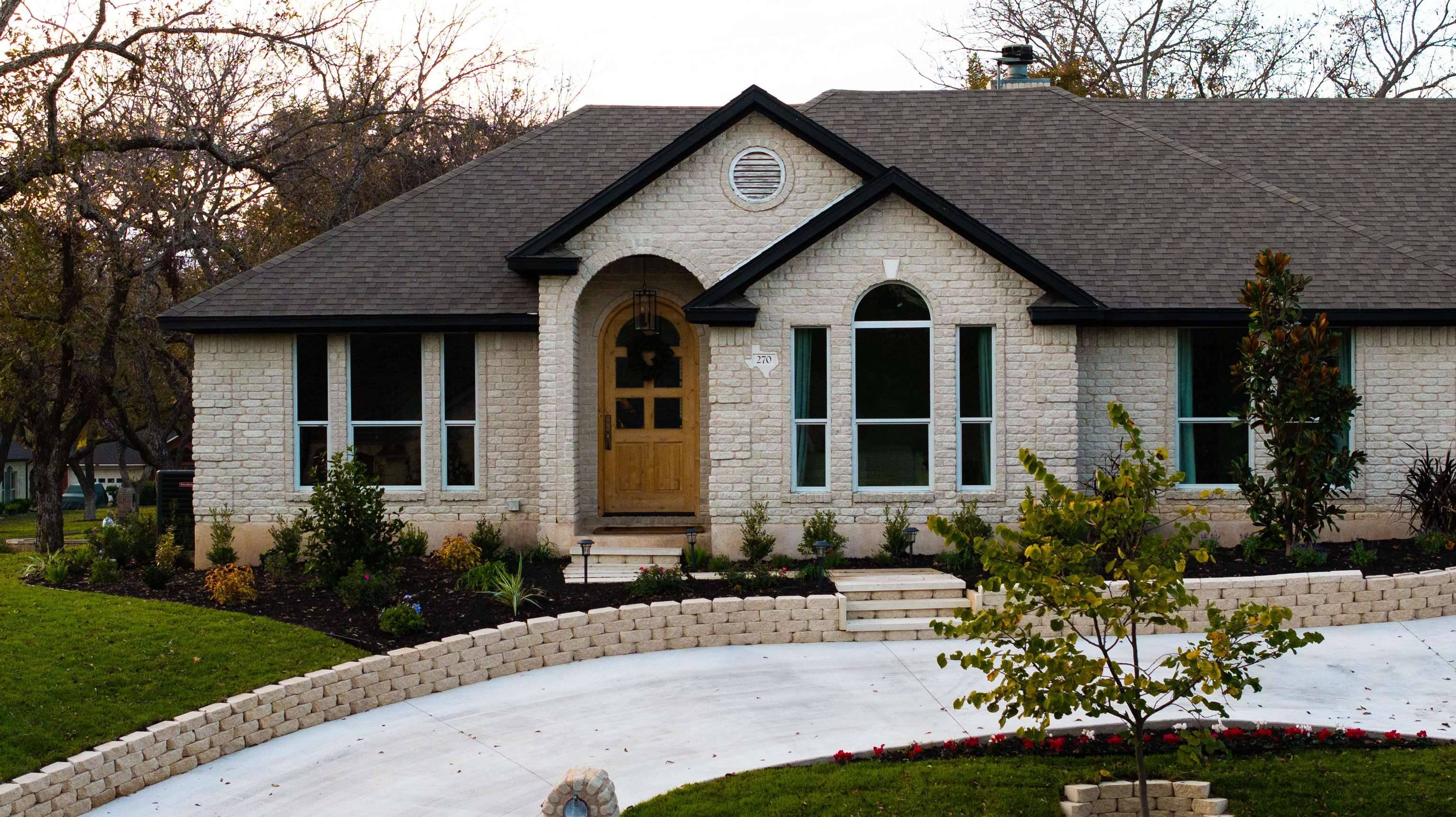 270 CHAPARRAL ST, Meadowlakes, TX 78654