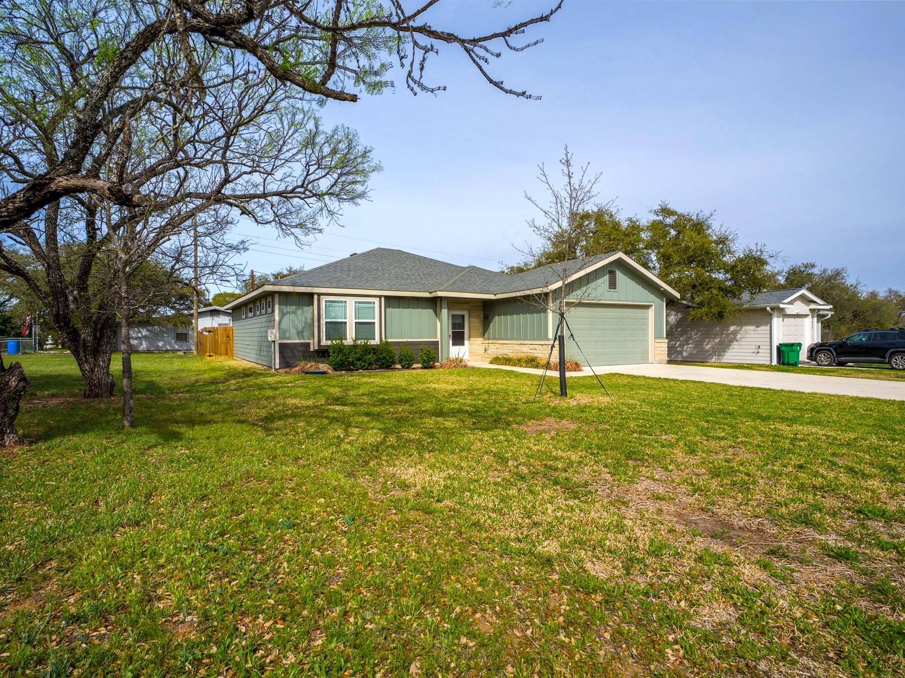 3625 Sagebrush, Kingsland, TX 78639