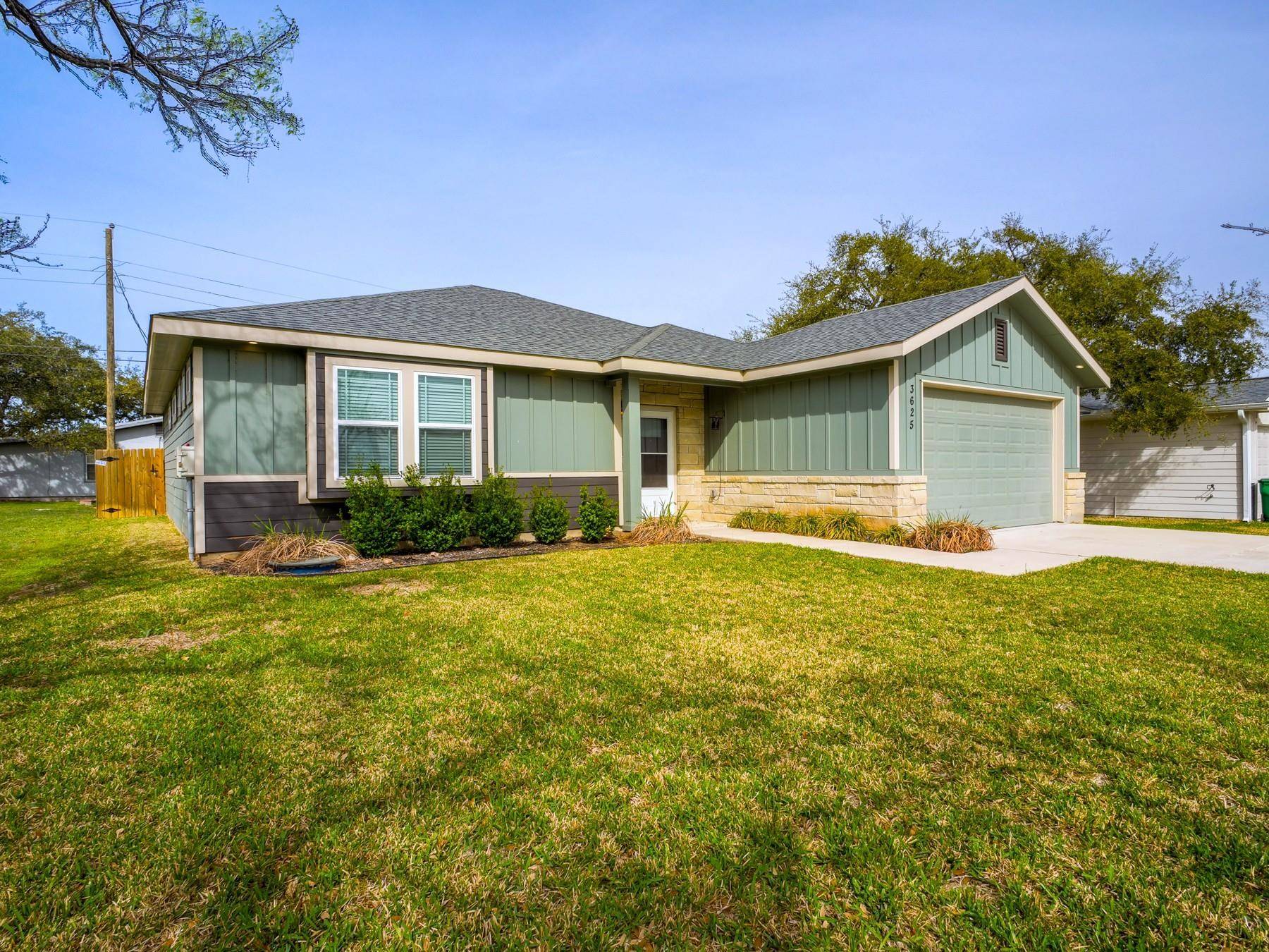 3625 Sagebrush, Kingsland, TX 78639