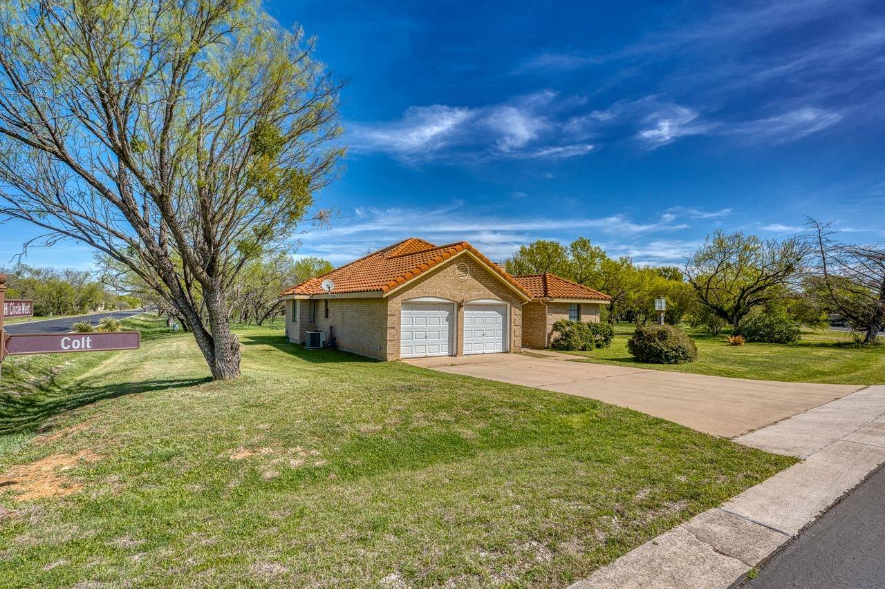 100 Colt, Horseshoe Bay, TX 78657