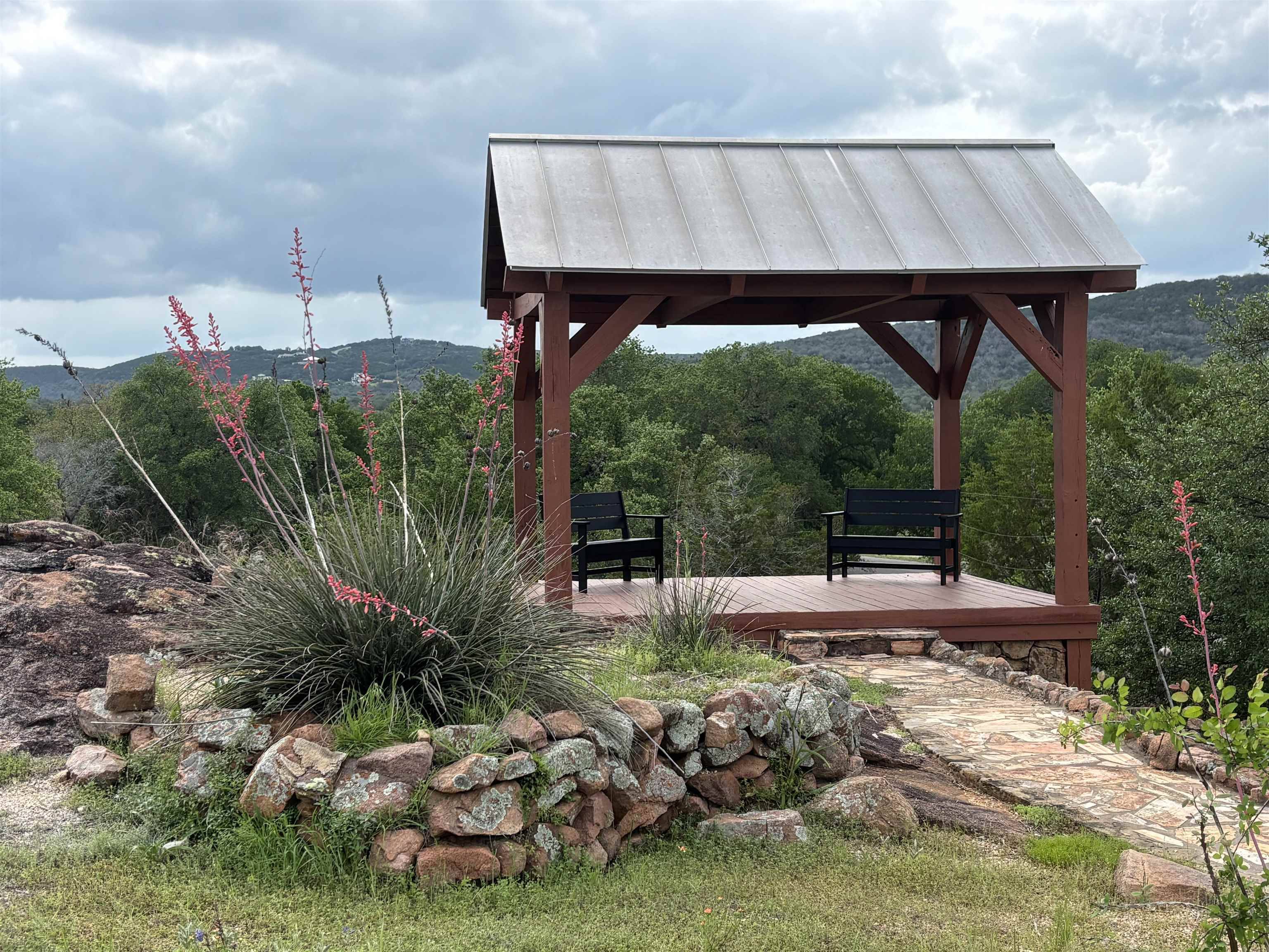 130 Primera CT, Kingsland, TX 78639