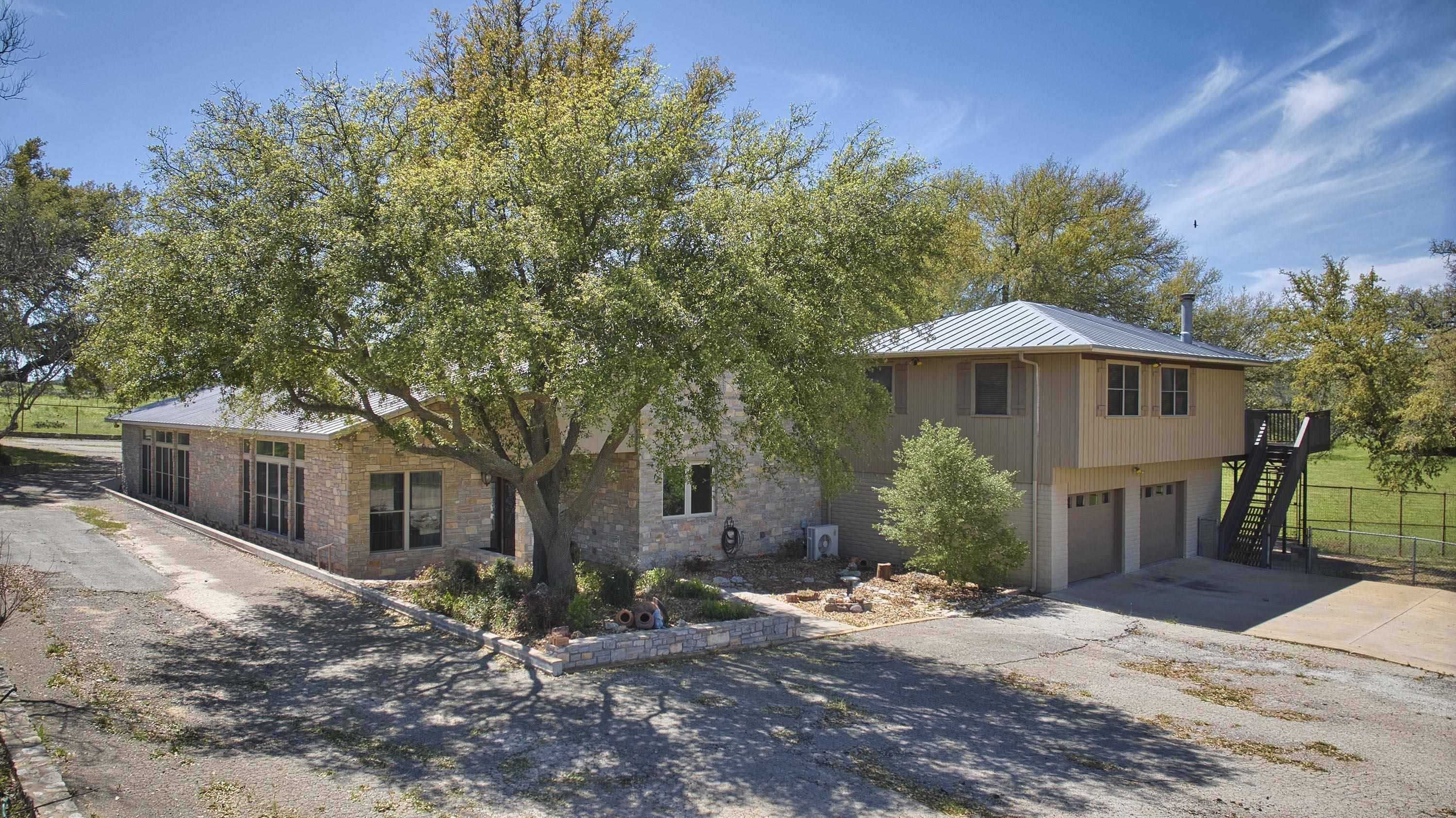 820 Mason ST, Brady, TX 78625-0000