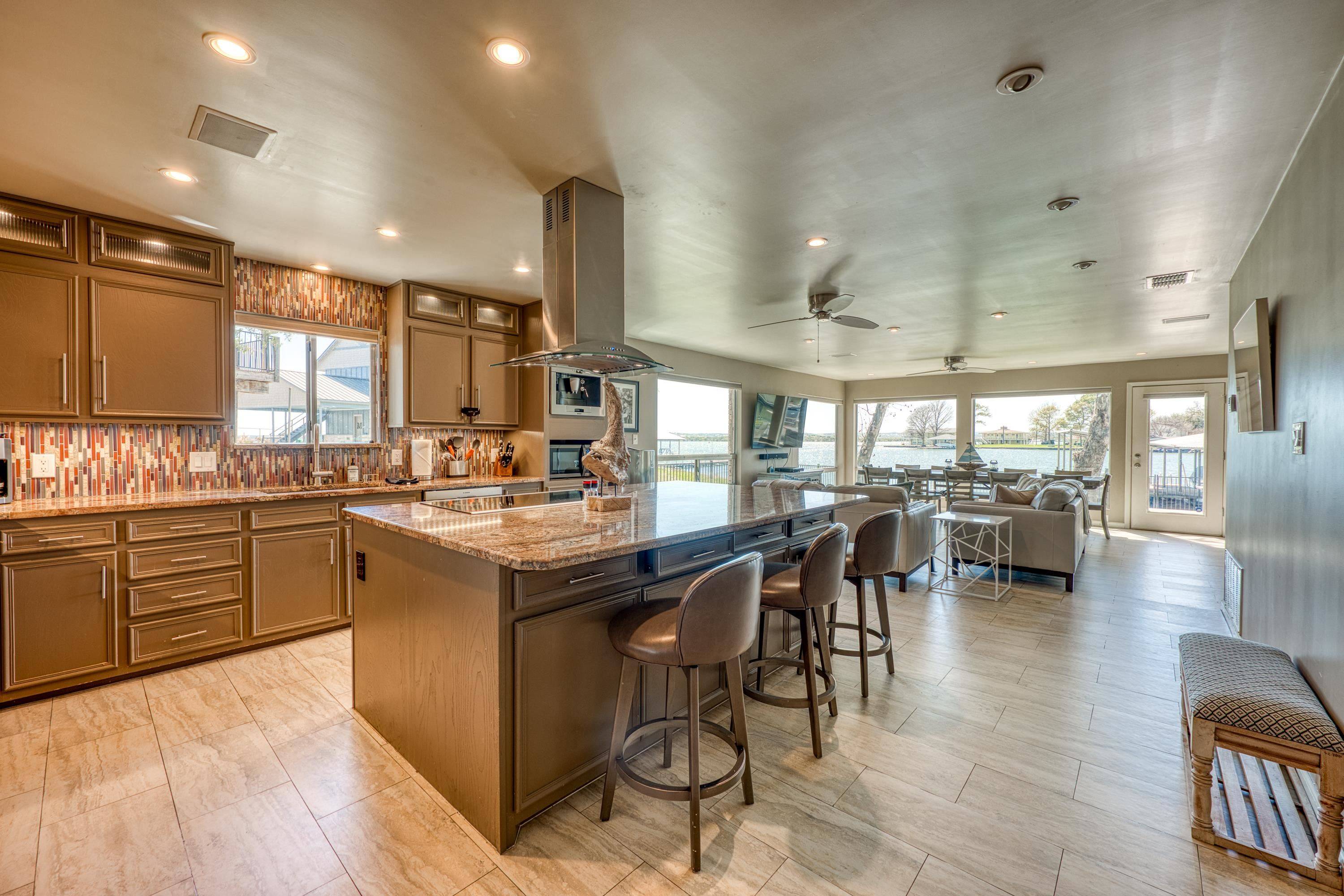 600 Deep CV, Granite Shoals, TX 78654