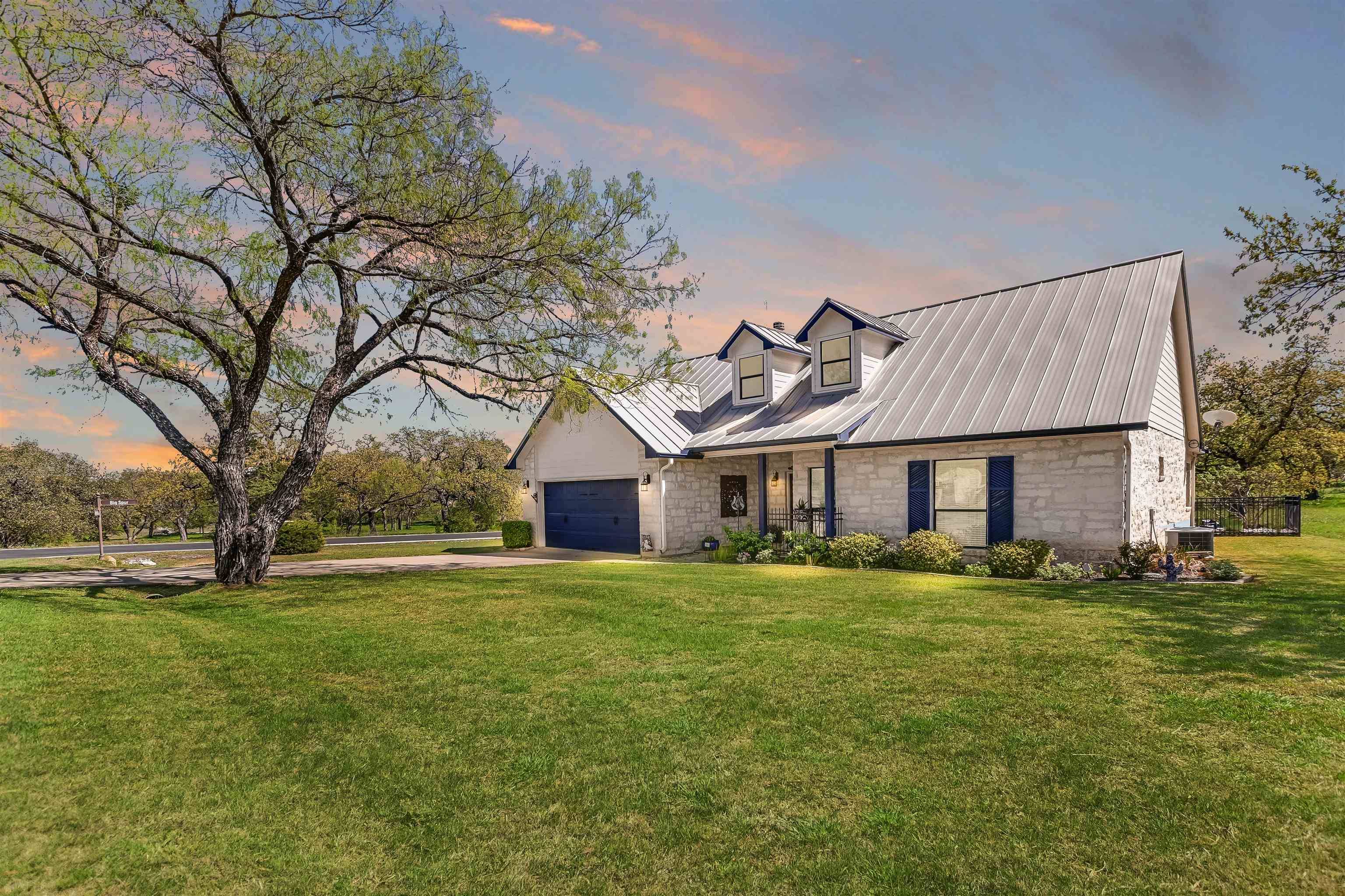 101 Western Spur, Horseshoe Bay, TX 78657