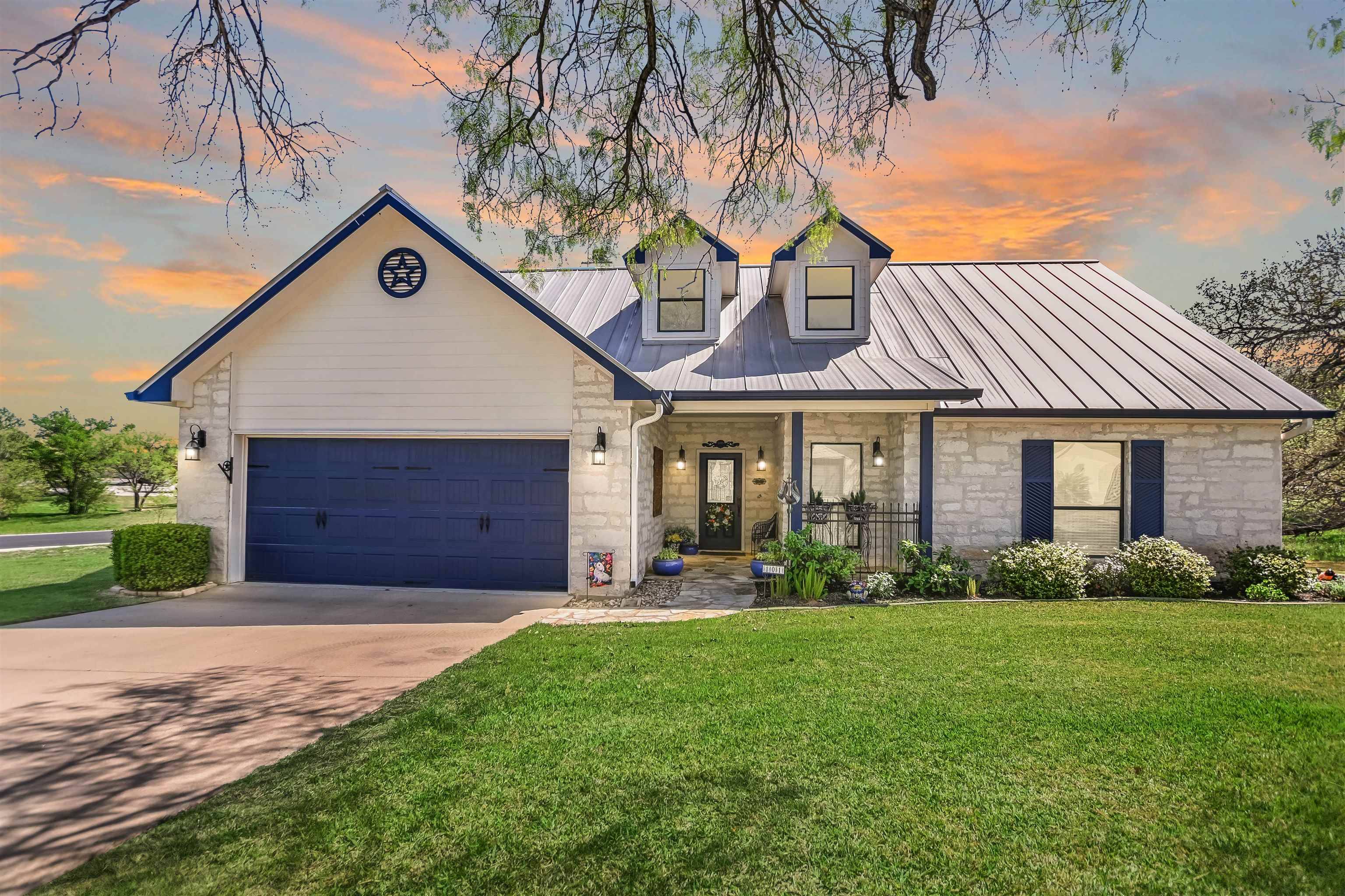 101 Western Spur, Horseshoe Bay, TX 78657