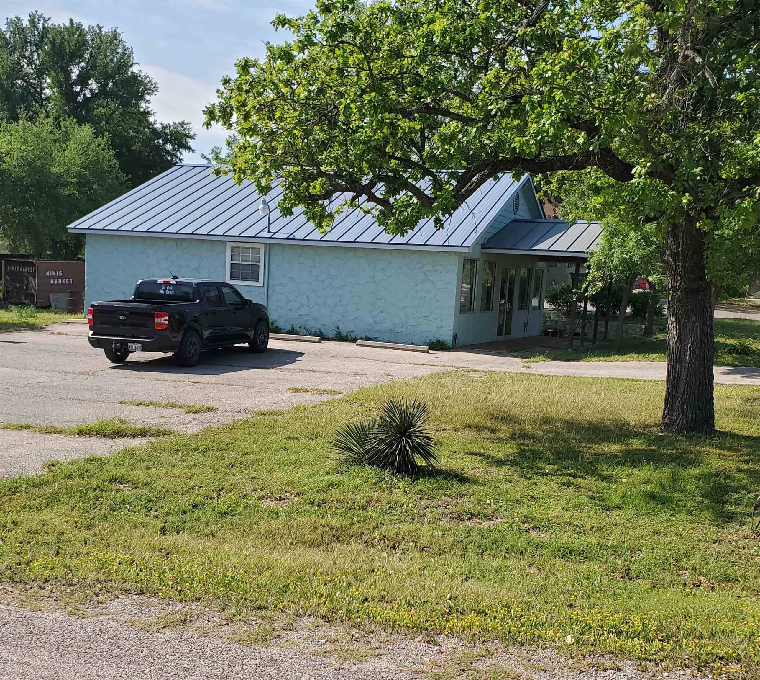 802A Phillips Ranch RD, Granite Shoals, TX 78654