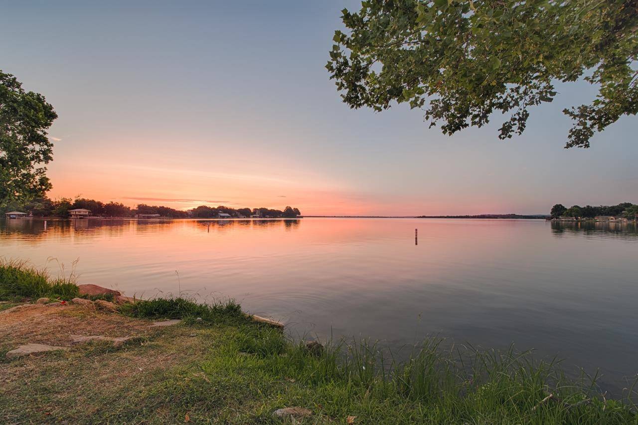 604 S Forest DR, Granite Shoals, TX 78654
