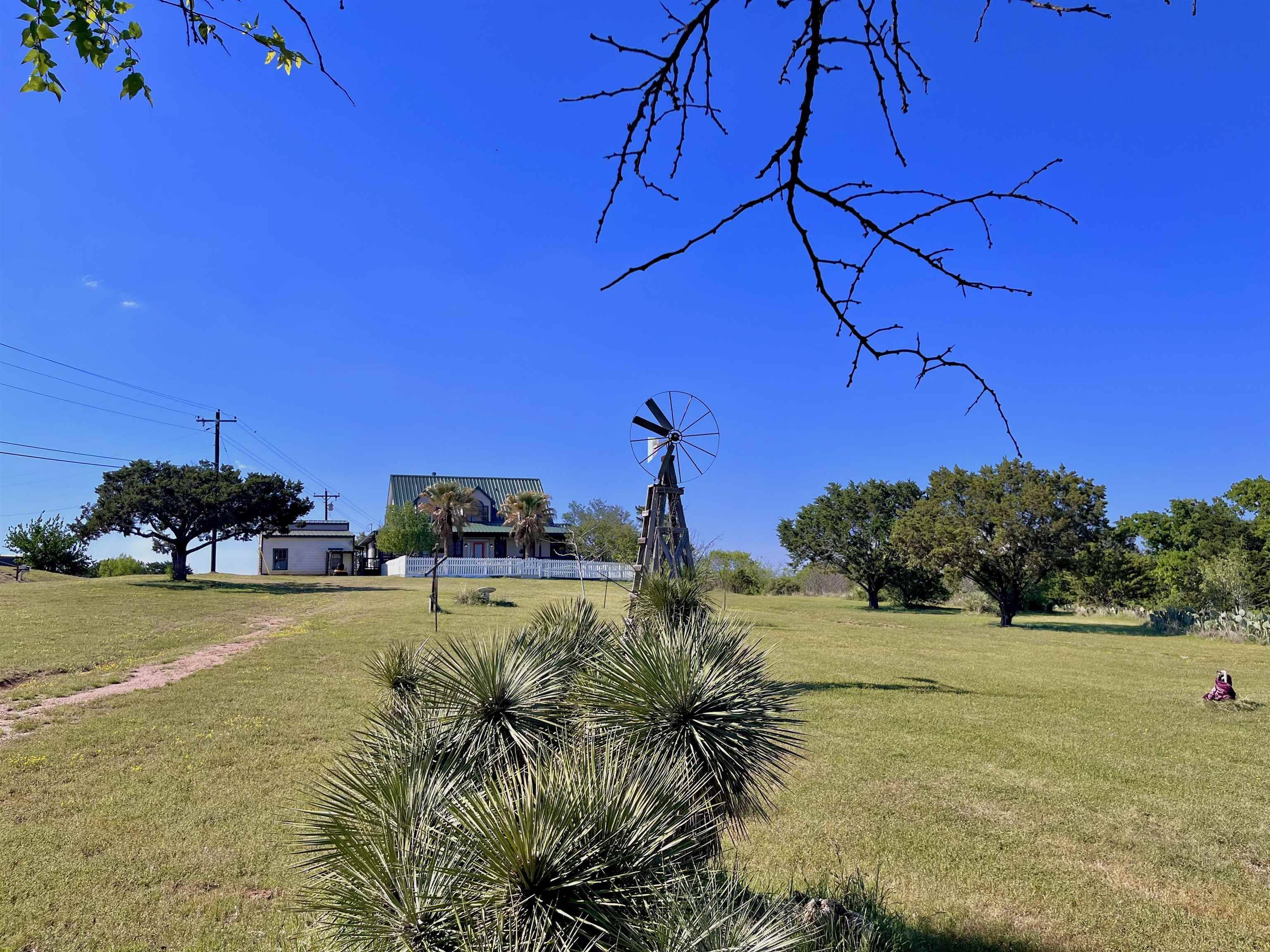 510 Eldorado DR, Tow, TX 78672