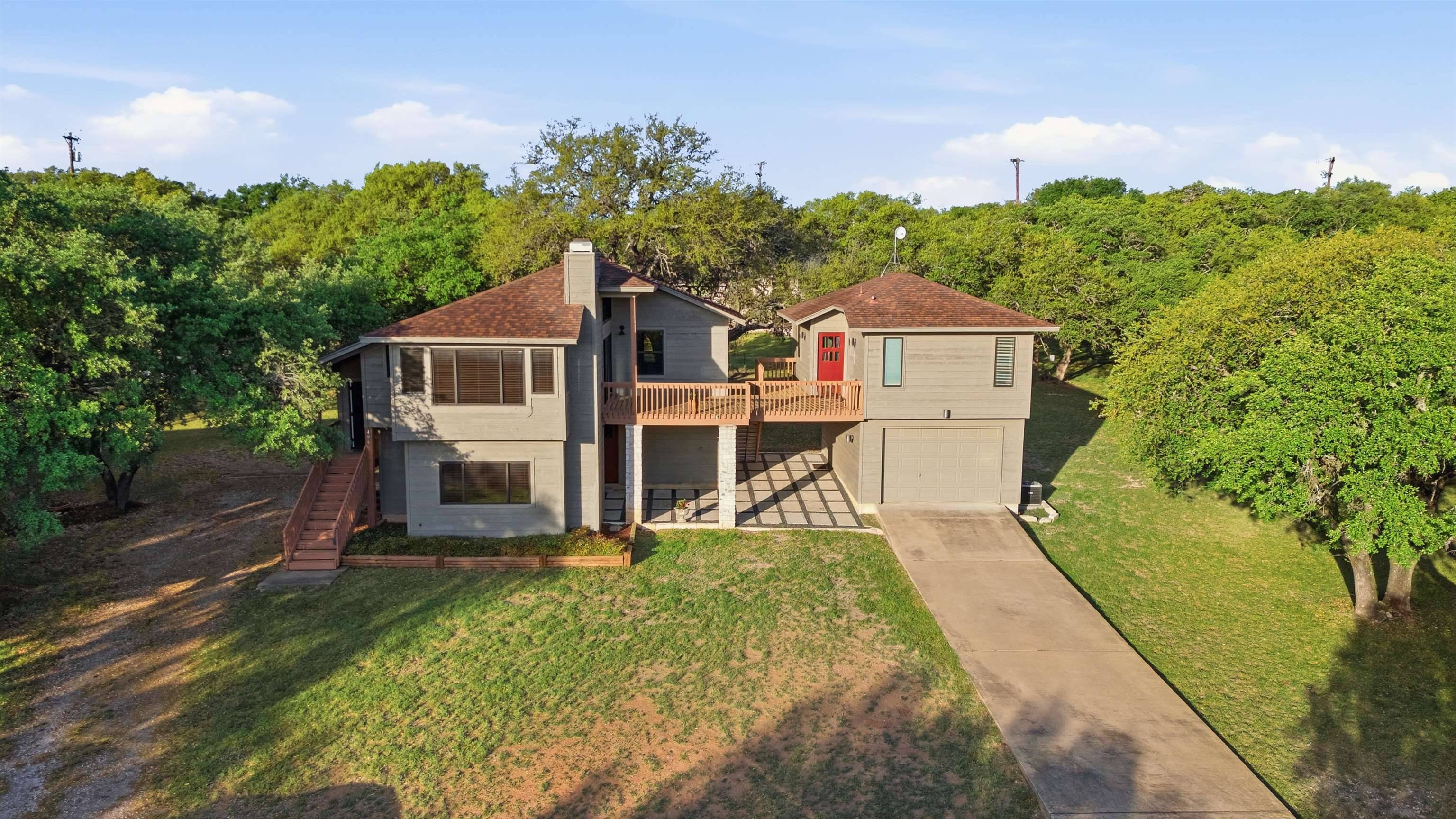 406 Coventry RD, Spicewood, TX 78669-3119