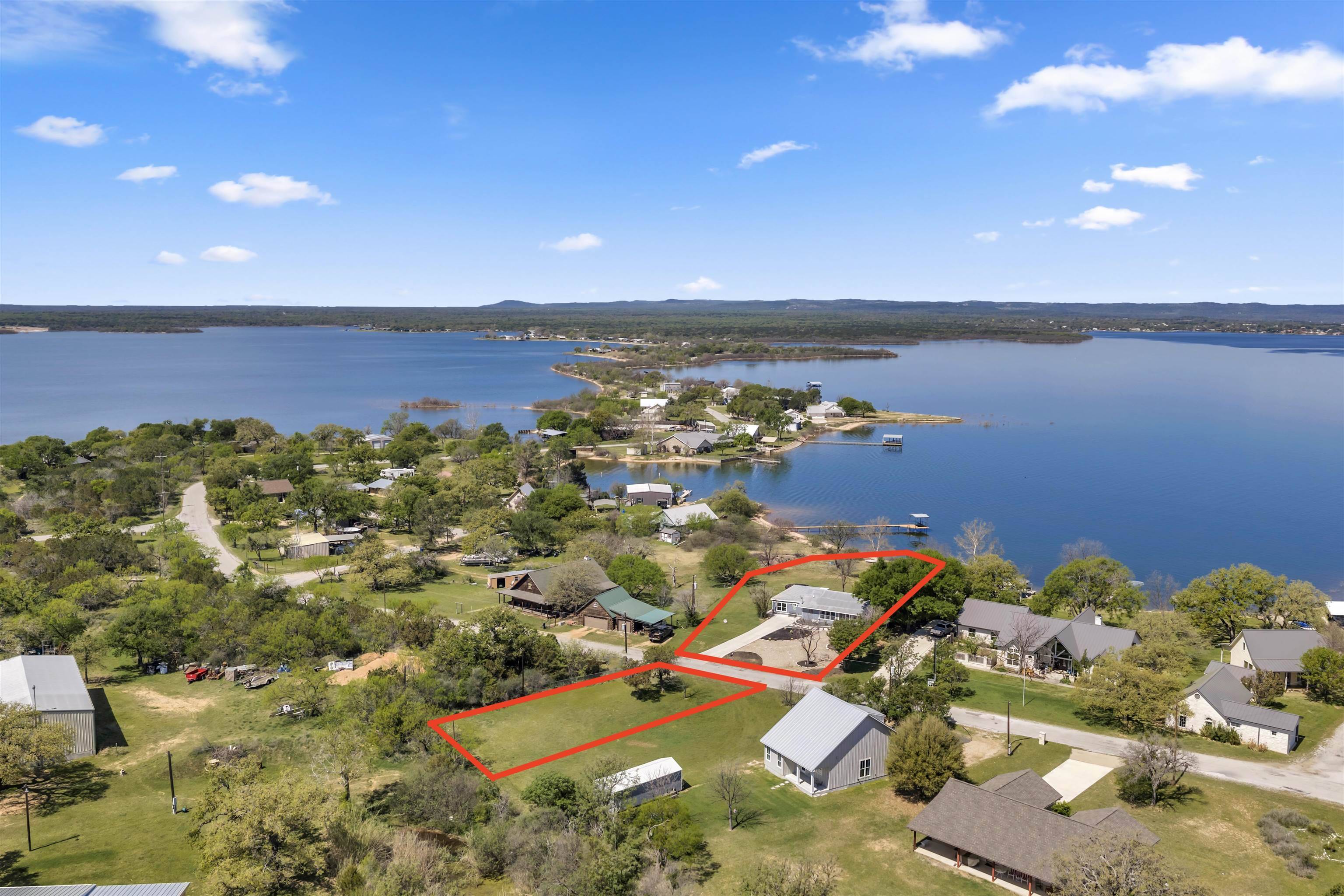 515 E Island DR, Bluffton, TX 78607
