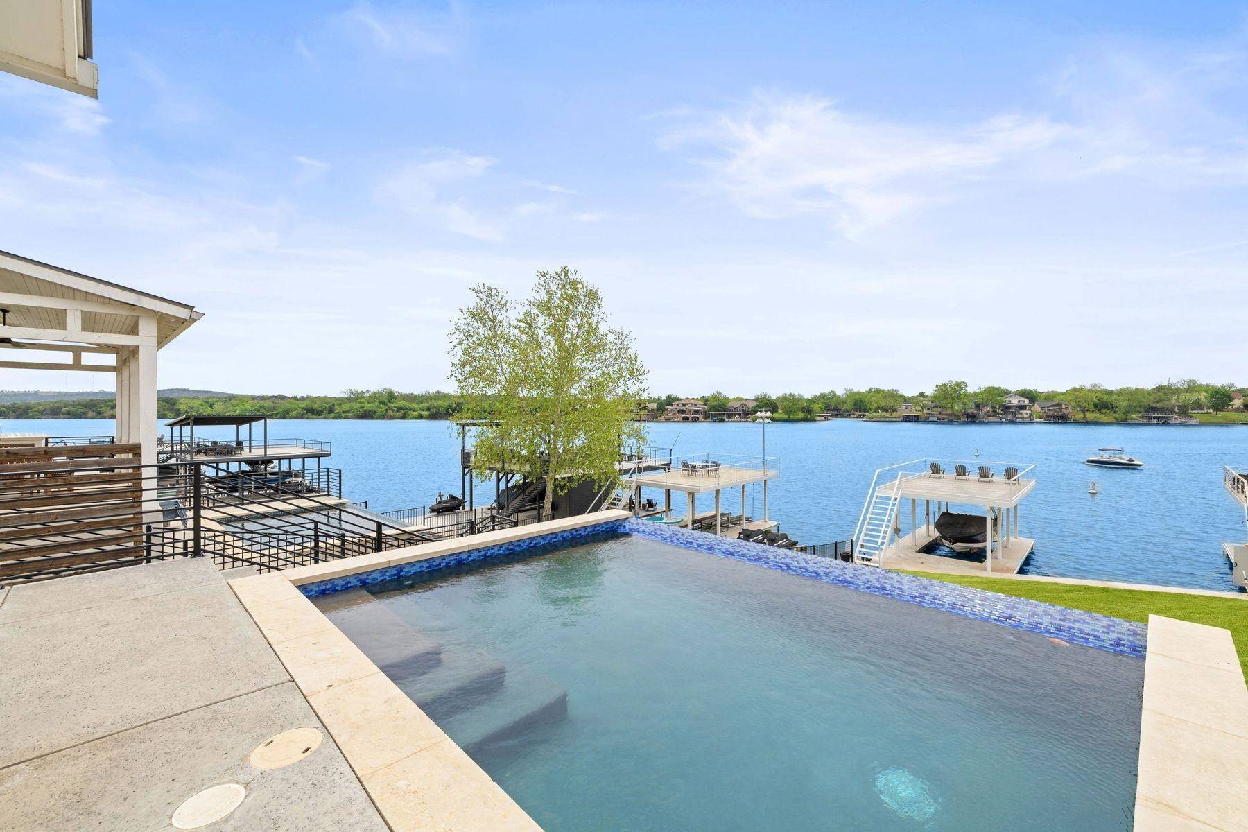 1324 Euel Moore, Kingsland, TX 78639