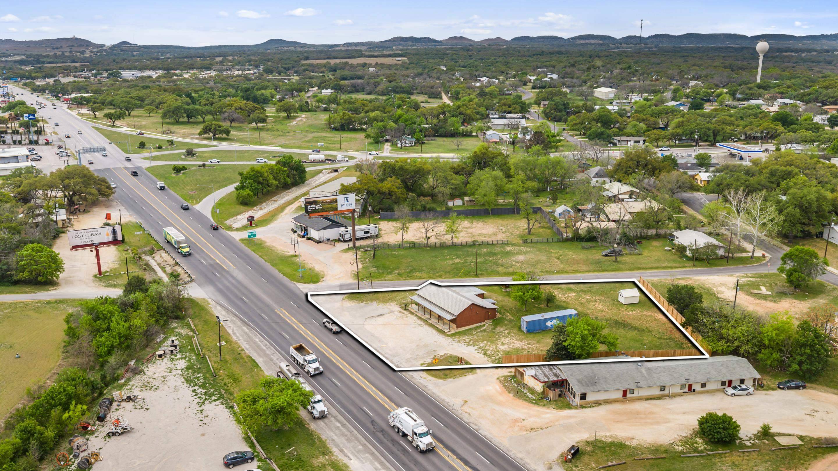 201 N US Hwy 281, Johnson City, TX 78636