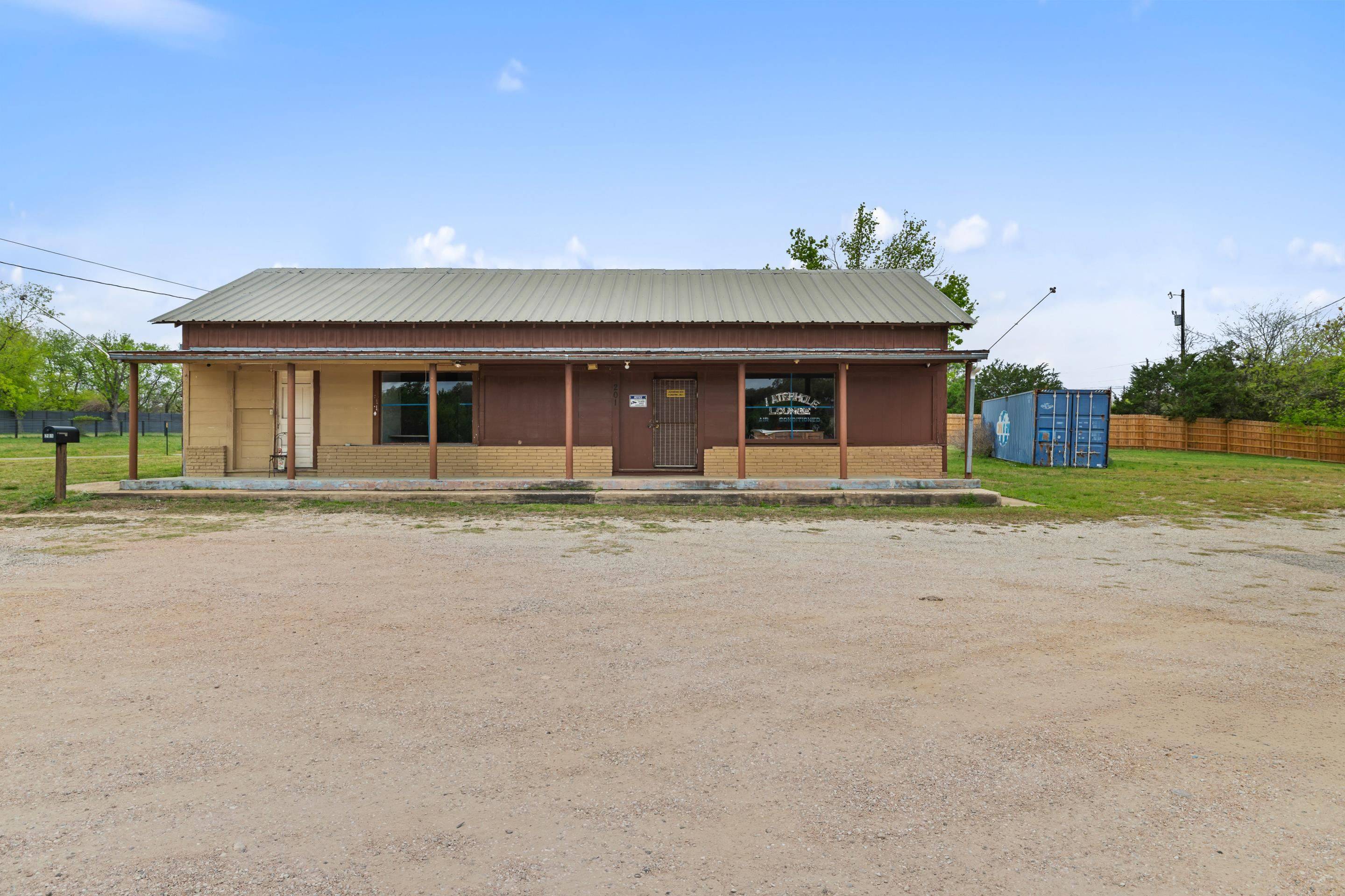 201 N US Hwy 281, Johnson City, TX 78636