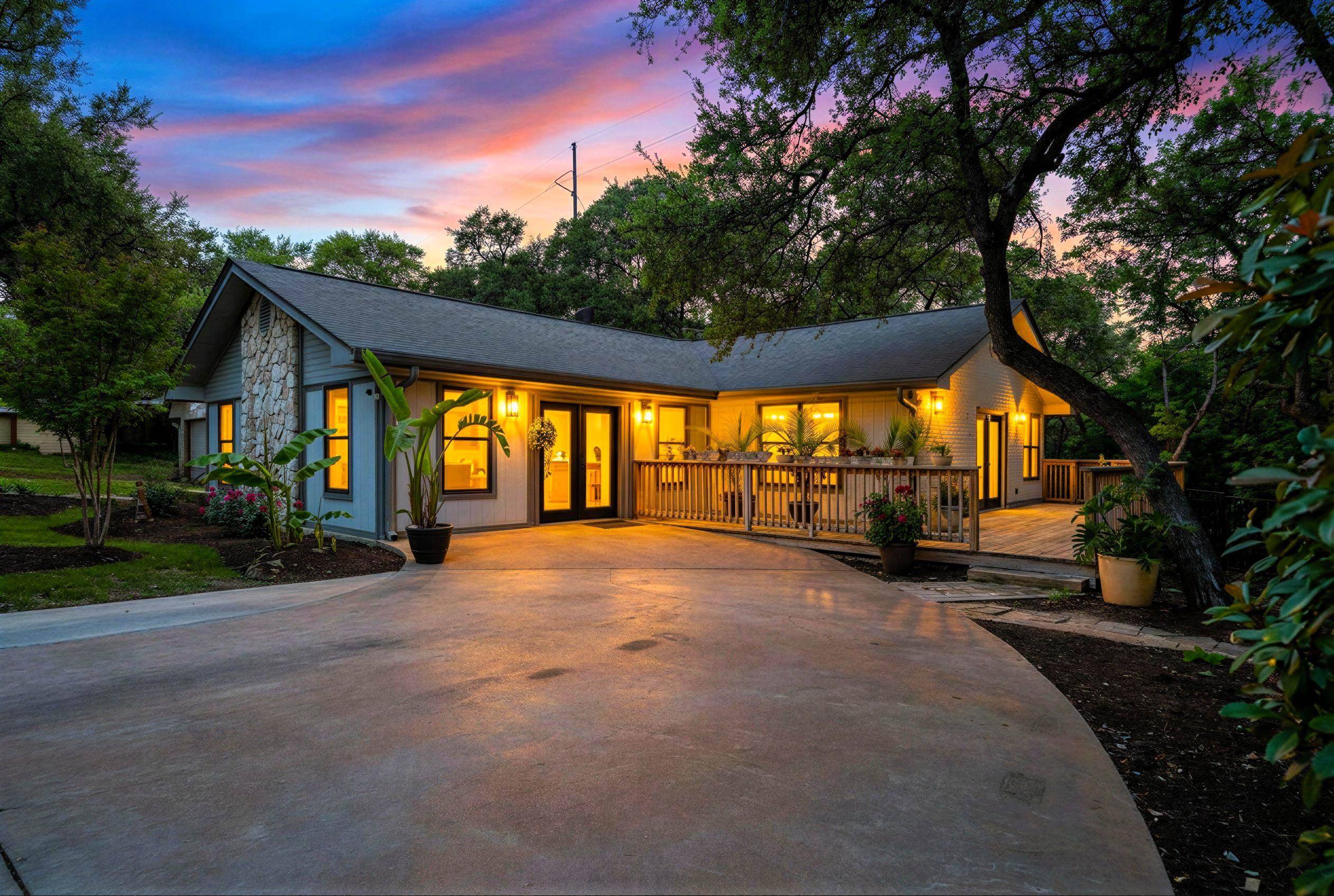 1217 CR 132B (Oak Springs Rd), Kingsland, TX 78639