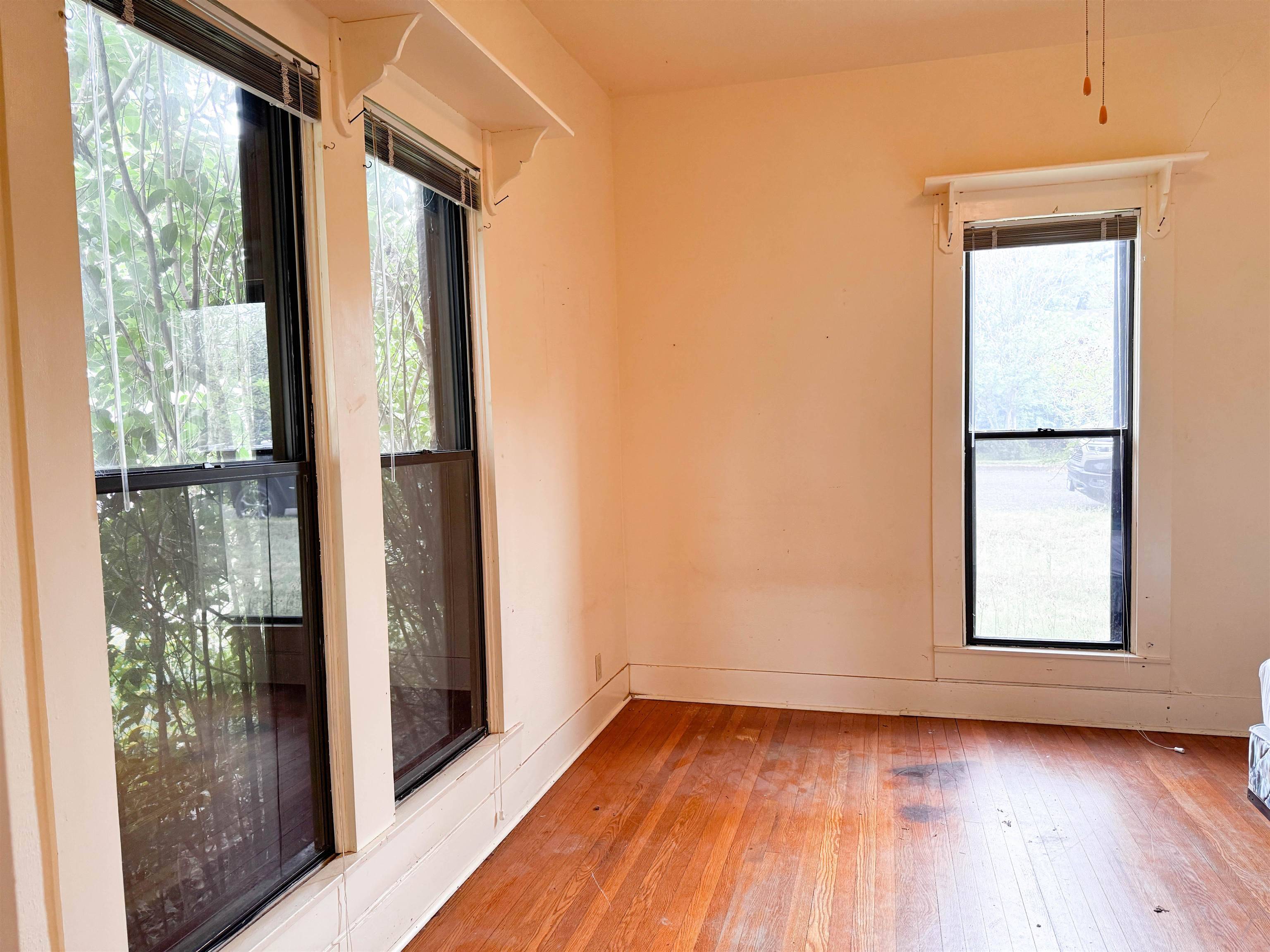 1209 Oatman ST, Llano, TX 78643