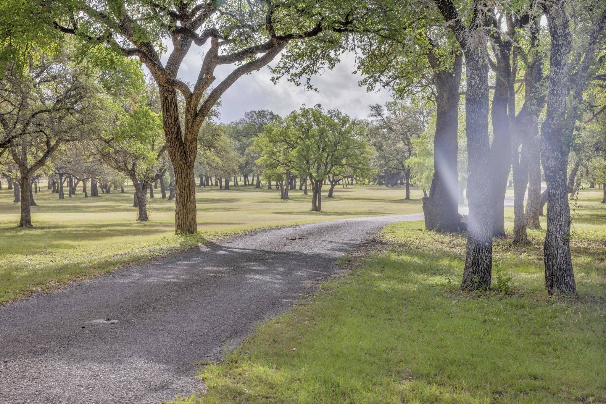 1912 US-281 S HWY, Johnson City, TX 78636