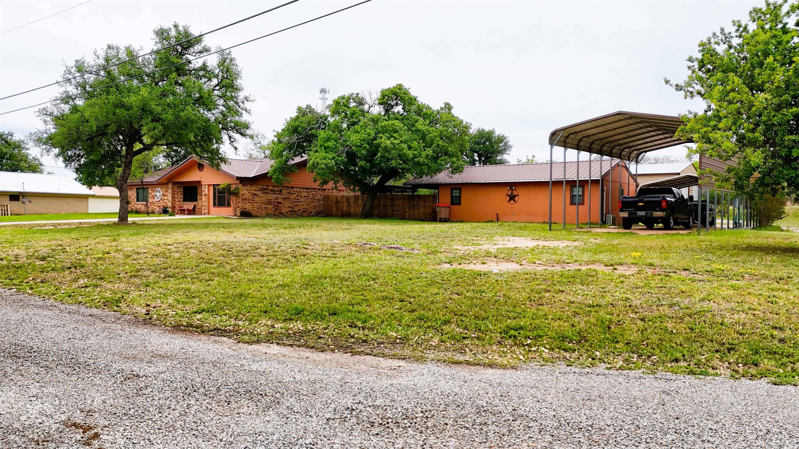 205 Reven Acres, Kingsland, TX 78639