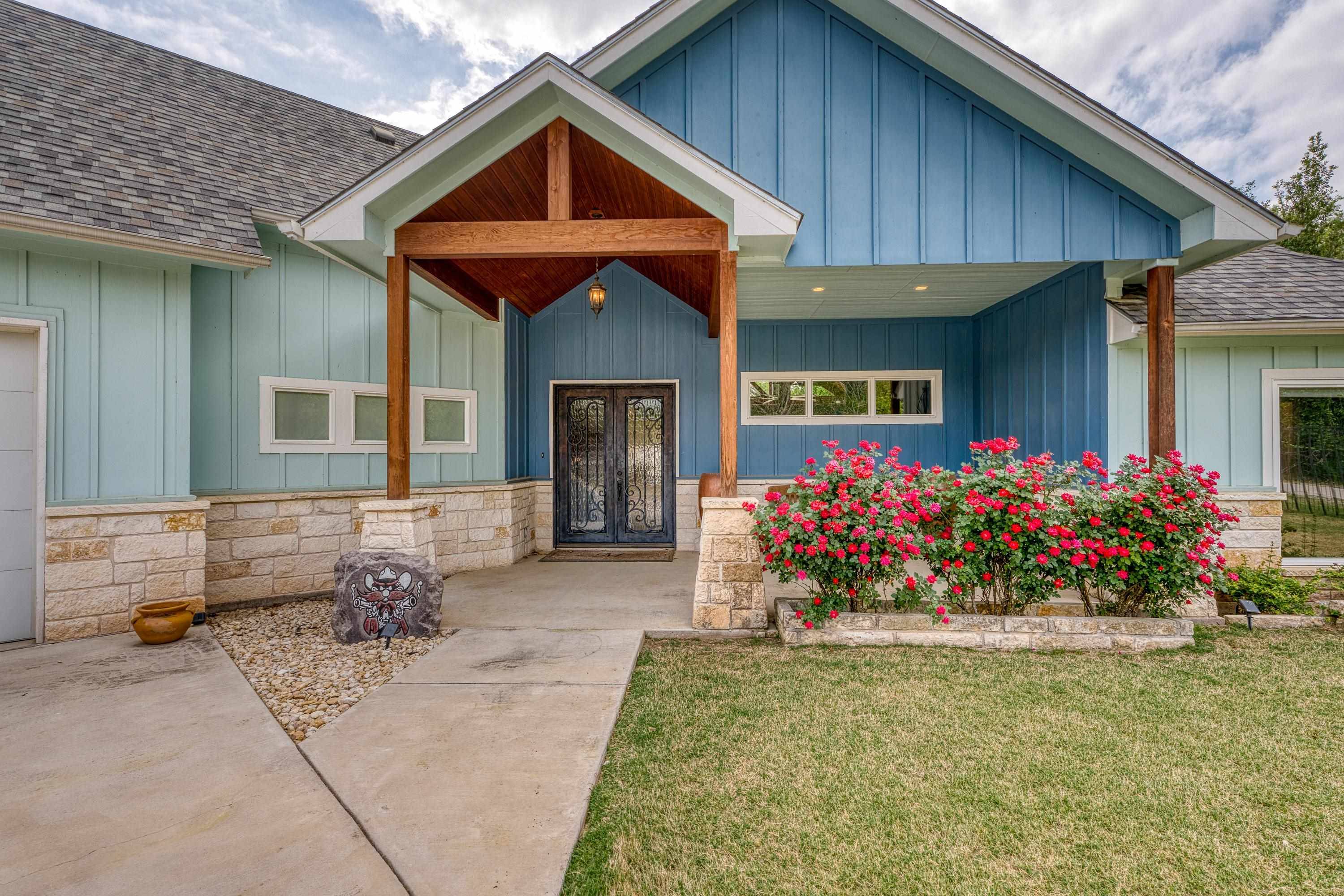 3896 Coyote Trail, Kingsland, TX 78639