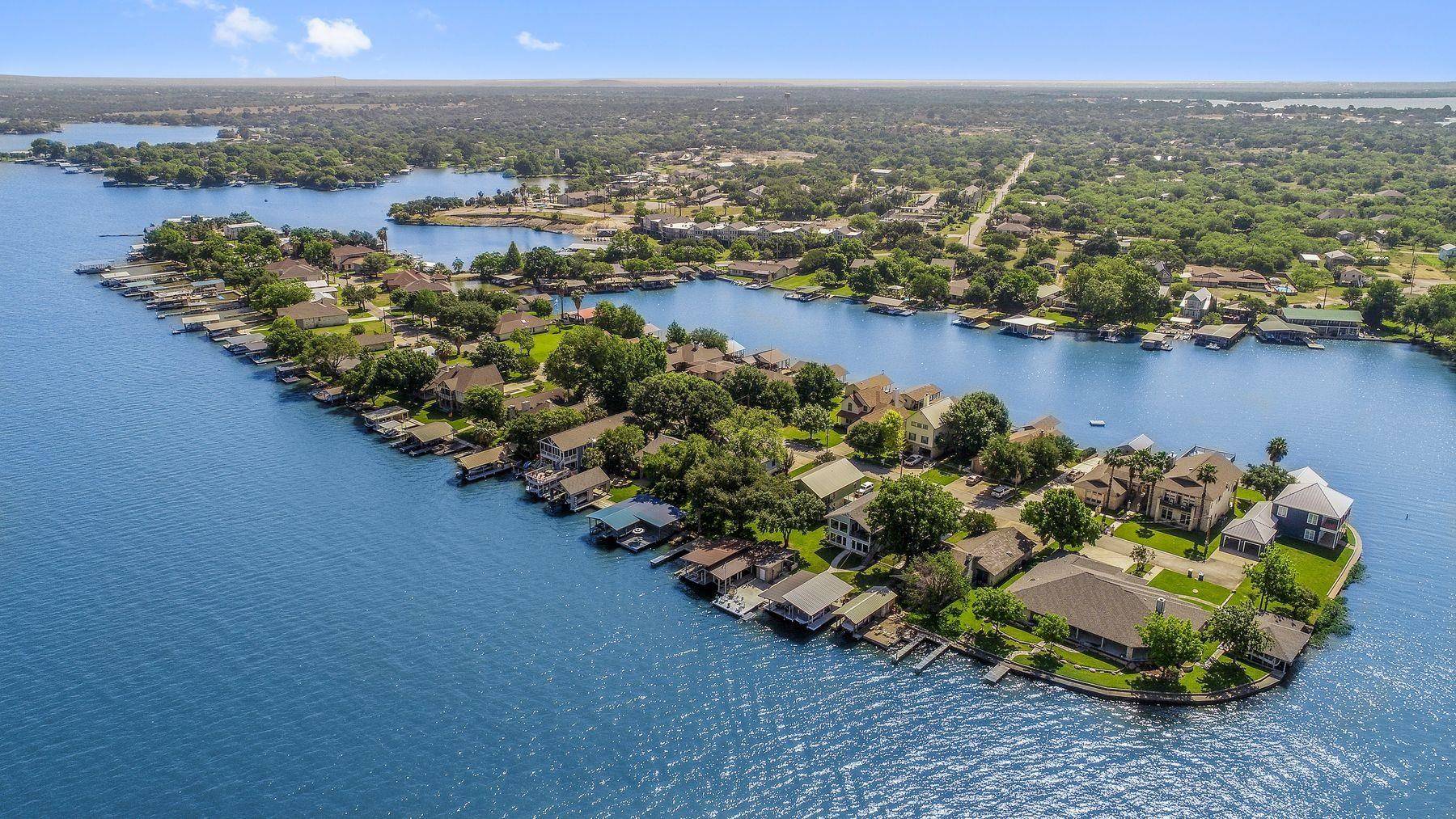 132 Web Isle, Granite Shoals, TX 78654