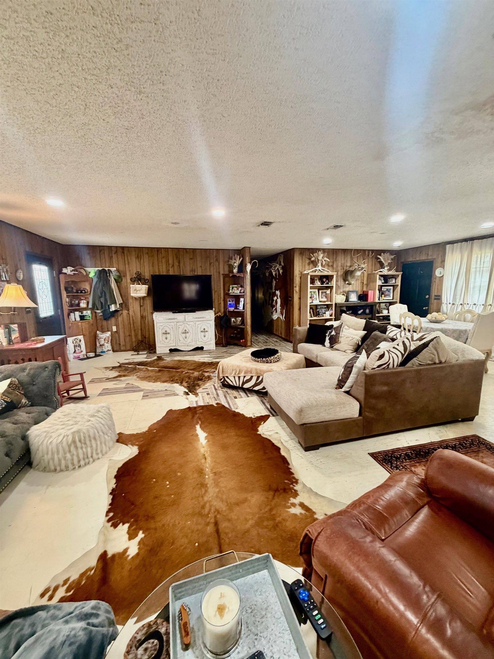 807 E Hwy 71 HWY, Llano, TX 78643