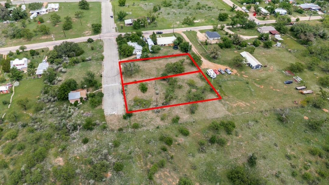 504 Vernon AVE, Llano, TX 78643