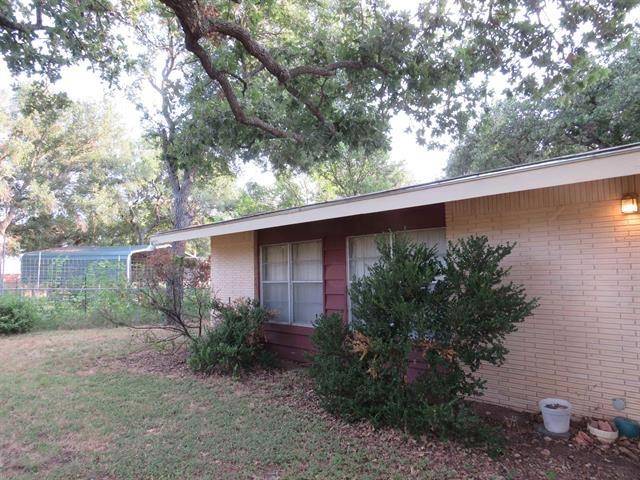 110 W Lakecrest DR, Bluffton, TX 78607