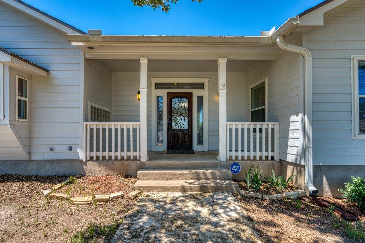 1863 Greenwood Lane, Kingsland, TX 78639-5944